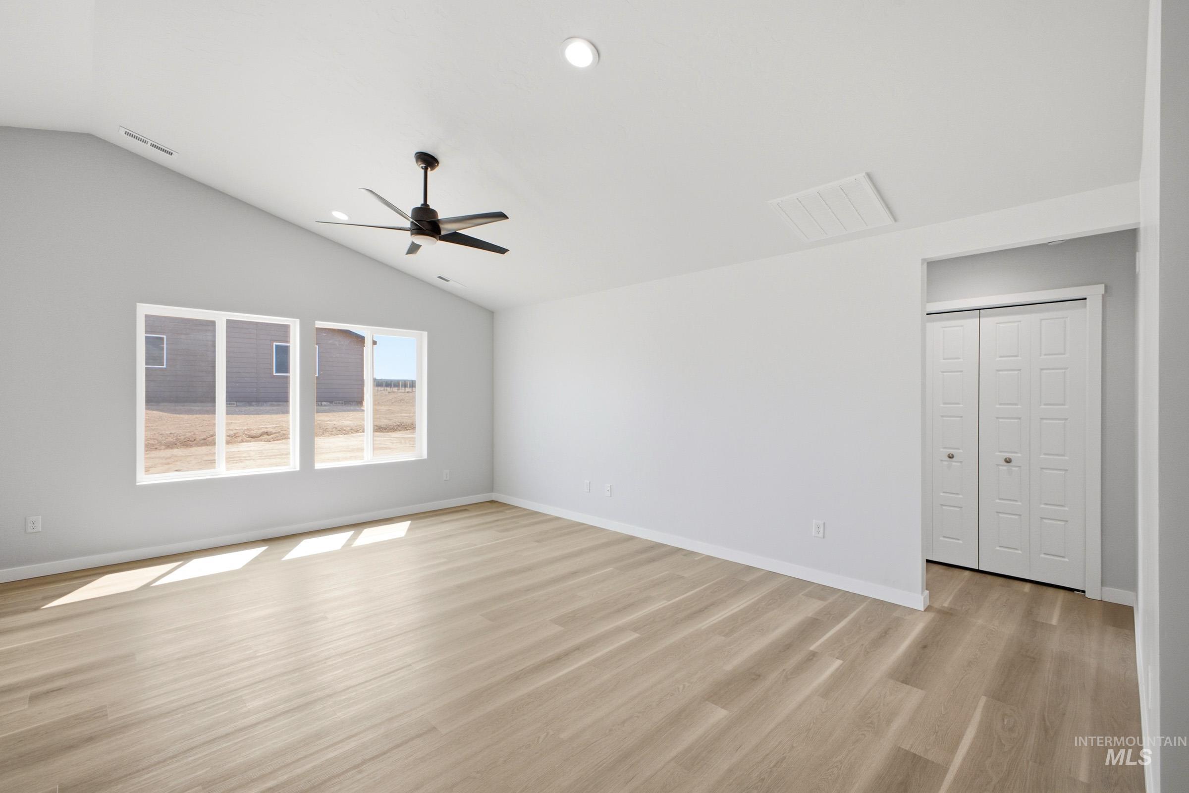 14105 Shiny Spruce St, Caldwell, Idaho 83607, 3 Bedrooms, 2 Bathrooms, Residential For Sale, Price $444,990,MLS 98993759