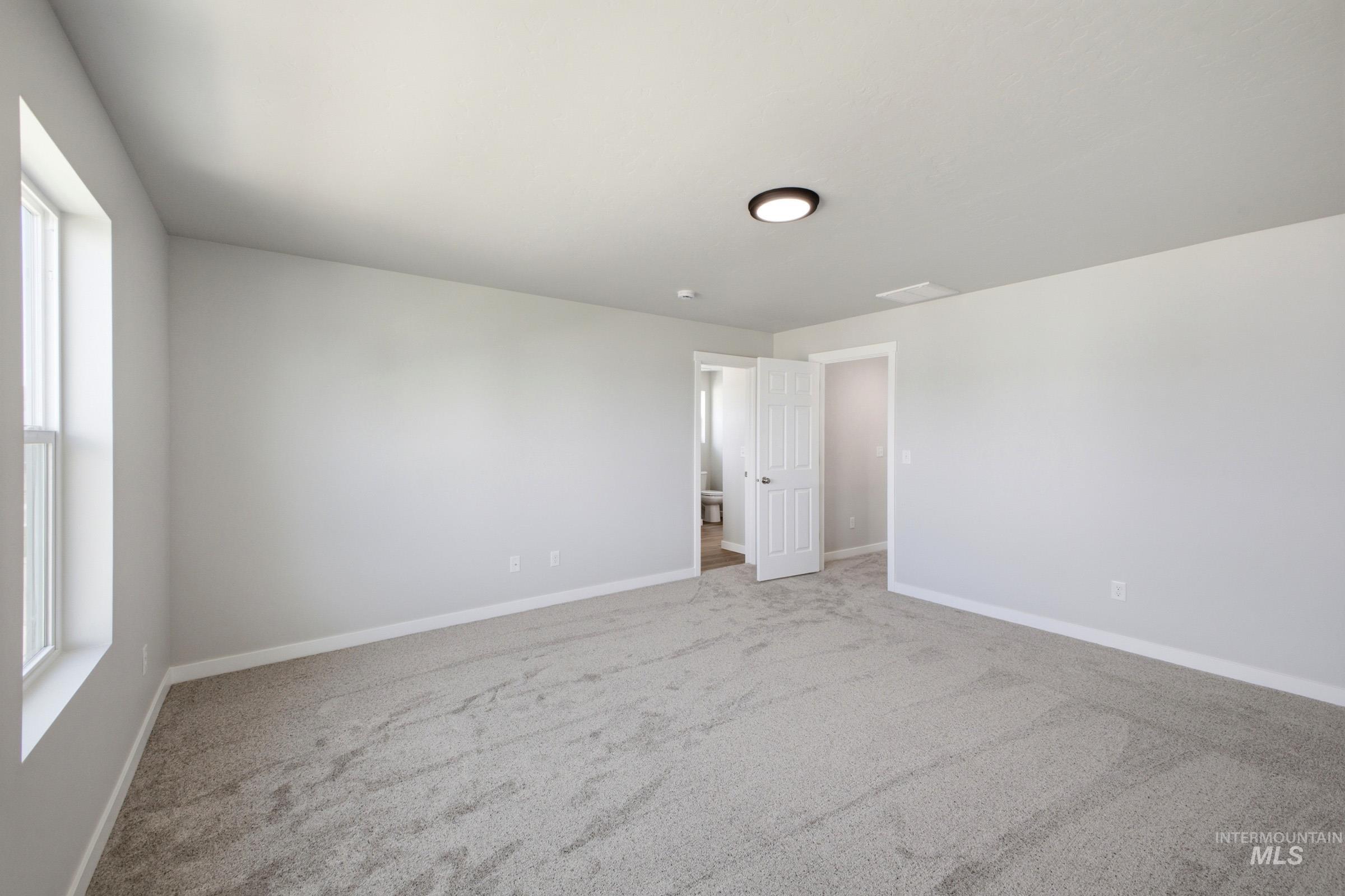 2527 W Fallon Lp, Nampa, Idaho 83651, 4 Bedrooms, 2.5 Bathrooms, Residential For Sale, Price $444,995,MLS 98993760