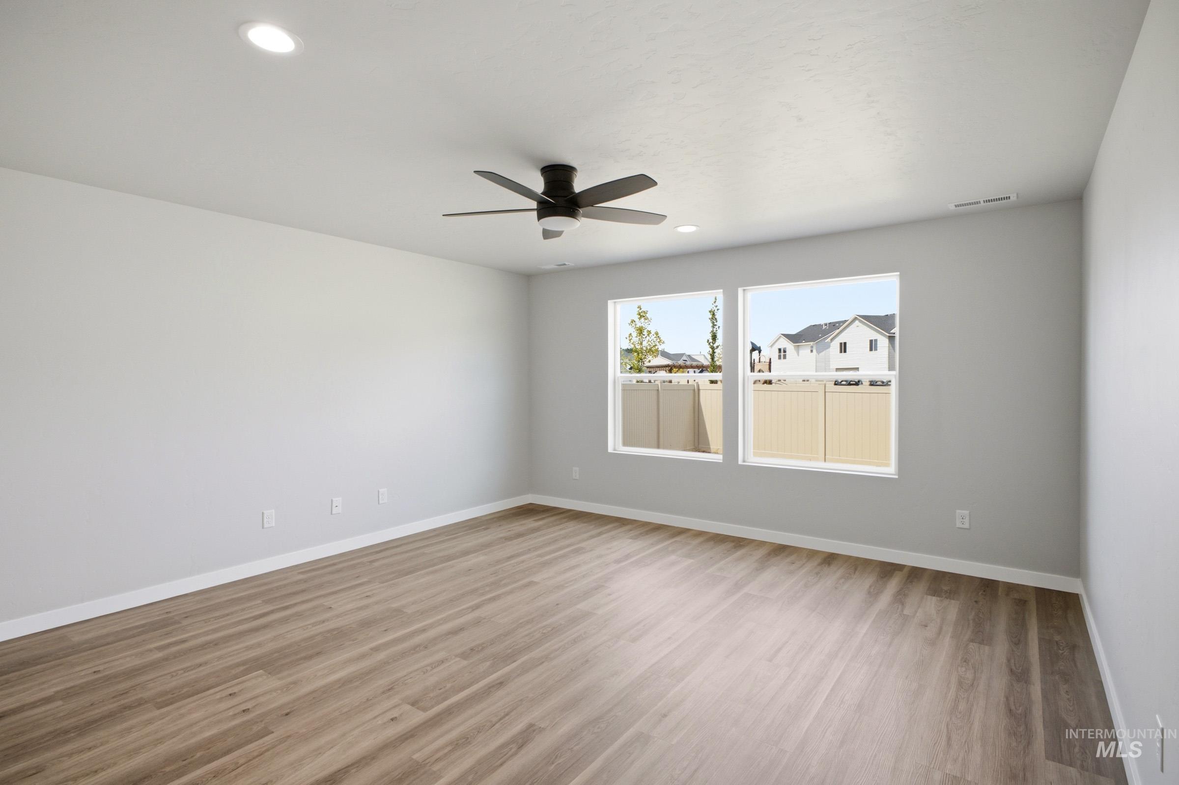 2527 W Fallon Lp, Nampa, Idaho 83651, 4 Bedrooms, 2.5 Bathrooms, Residential For Sale, Price $444,995,MLS 98993760
