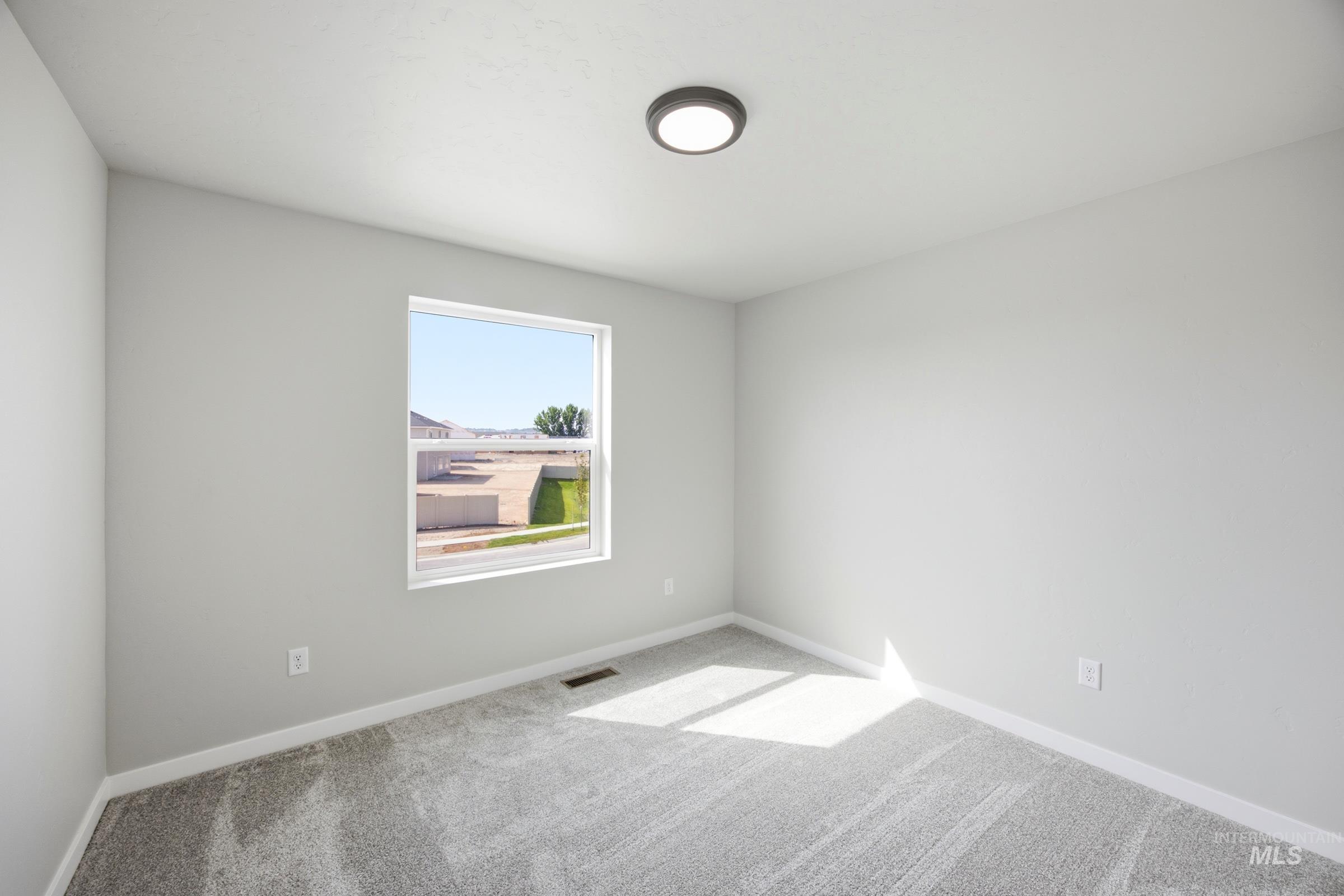 5205 S Edgecomb Way, Nampa, Idaho 83686, 5 Bedrooms, 3 Bathrooms, Residential For Sale, Price $569,990,MLS 98993763