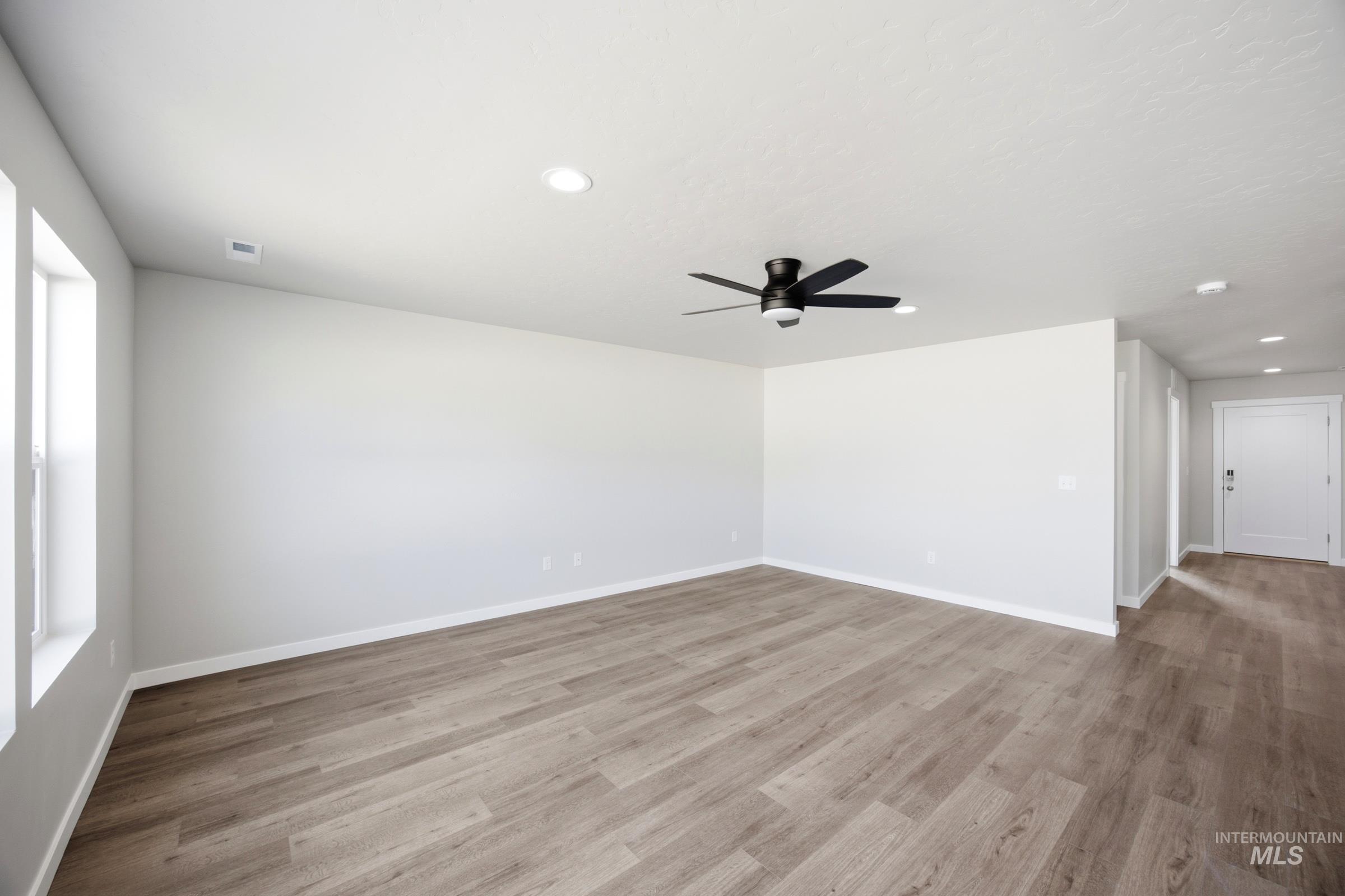 5205 S Edgecomb Way, Nampa, Idaho 83686, 5 Bedrooms, 3 Bathrooms, Residential For Sale, Price $569,990,MLS 98993763
