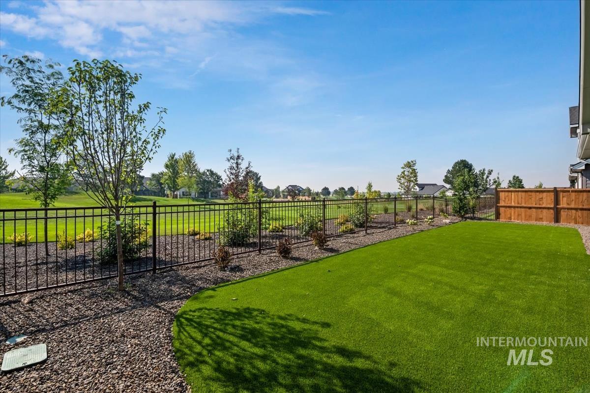 11178 S Corballis Ln, Kuna, Idaho 83634, 3 Bedrooms, 2 Bathrooms, Residential For Sale, Price $599,880,MLS 98993769