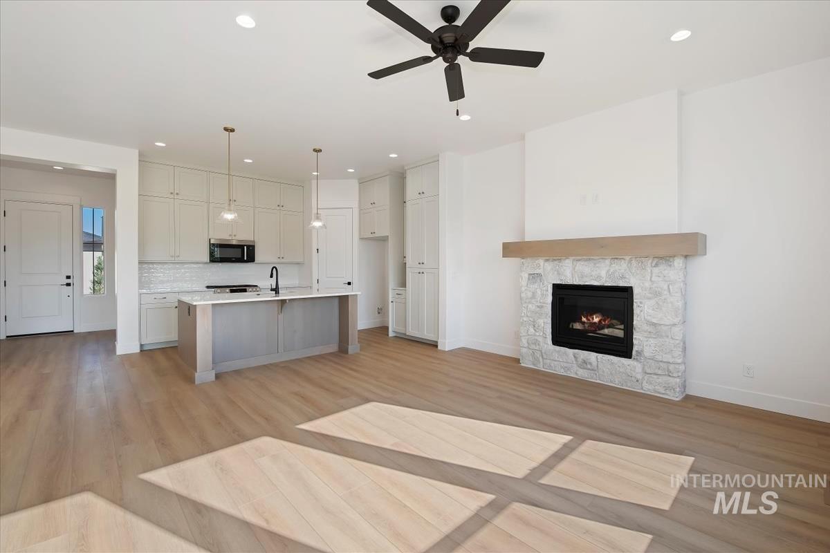 11178 S Corballis Ln, Kuna, Idaho 83634, 3 Bedrooms, 2 Bathrooms, Residential For Sale, Price $599,880,MLS 98993769