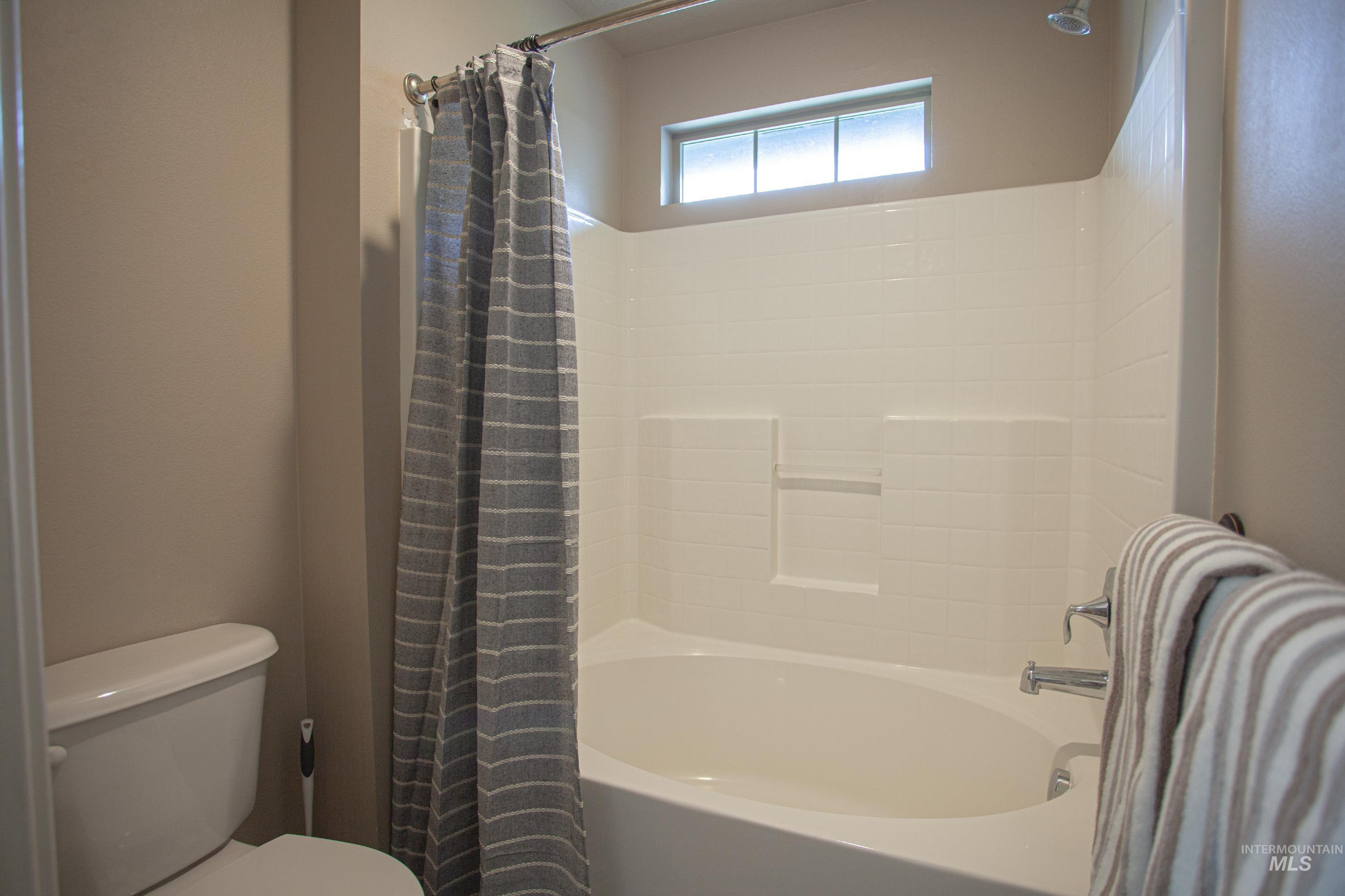 3967 N Park Crossing Ave, Meridian, Idaho 83646, 3 Bedrooms, 2.5 Bathrooms, Residential For Sale, Price $485,000,MLS 98993790