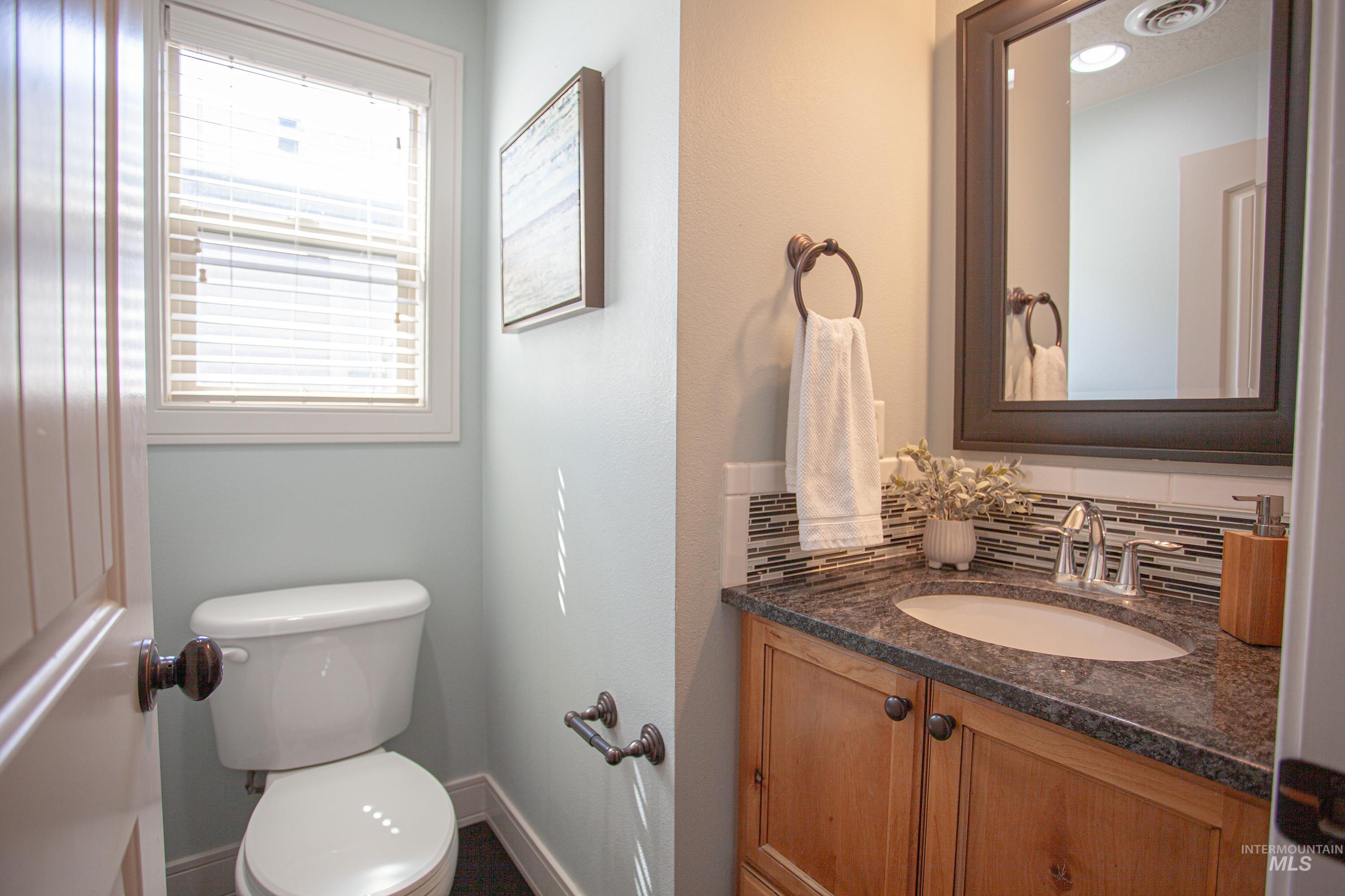 3967 N Park Crossing Ave, Meridian, Idaho 83646, 3 Bedrooms, 2.5 Bathrooms, Residential For Sale, Price $485,000,MLS 98993790
