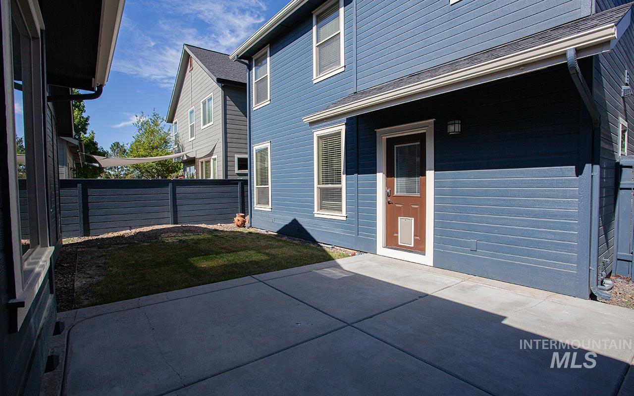 3967 N Park Crossing Ave, Meridian, Idaho 83646, 3 Bedrooms, 2.5 Bathrooms, Residential For Sale, Price $485,000,MLS 98993790