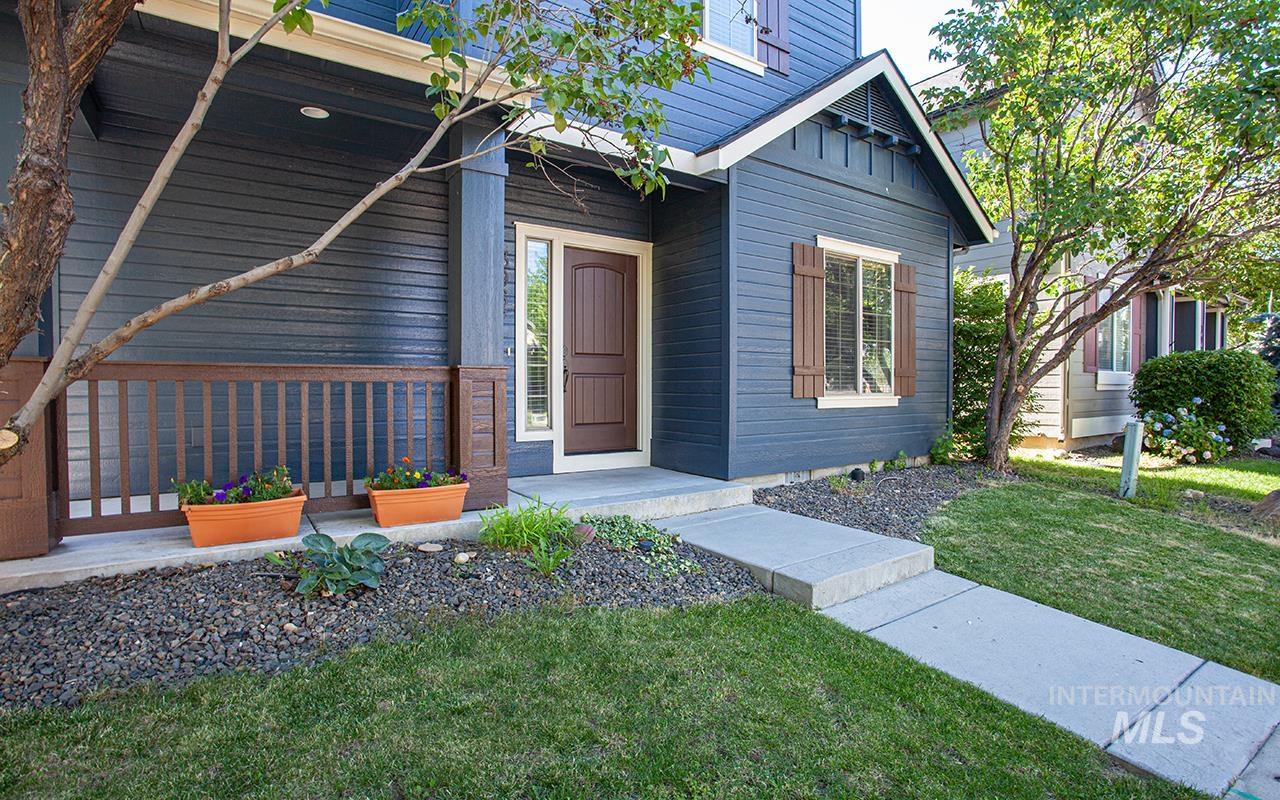 3967 N Park Crossing Ave, Meridian, Idaho 83646, 3 Bedrooms, 2.5 Bathrooms, Residential For Sale, Price $485,000,MLS 98993790