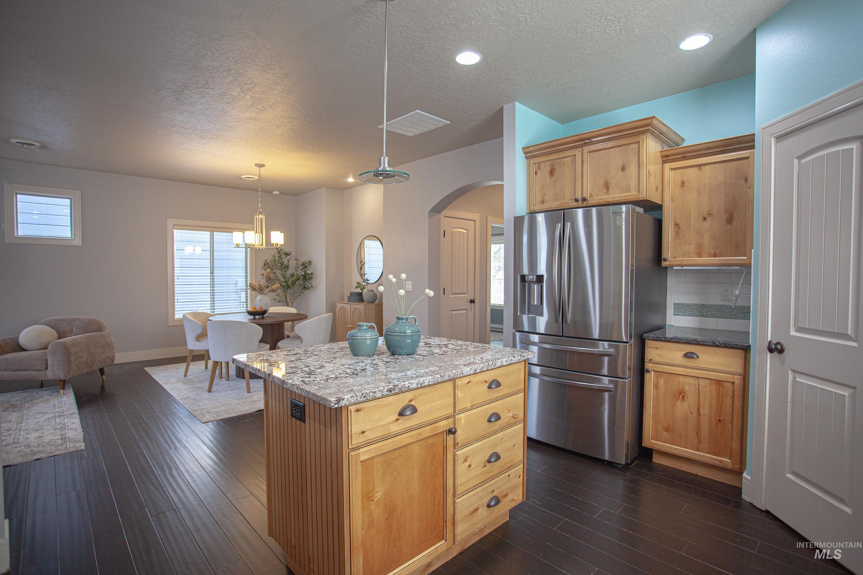3967 N Park Crossing Ave, Meridian, Idaho 83646, 3 Bedrooms, 2.5 Bathrooms, Residential For Sale, Price $485,000,MLS 98993790