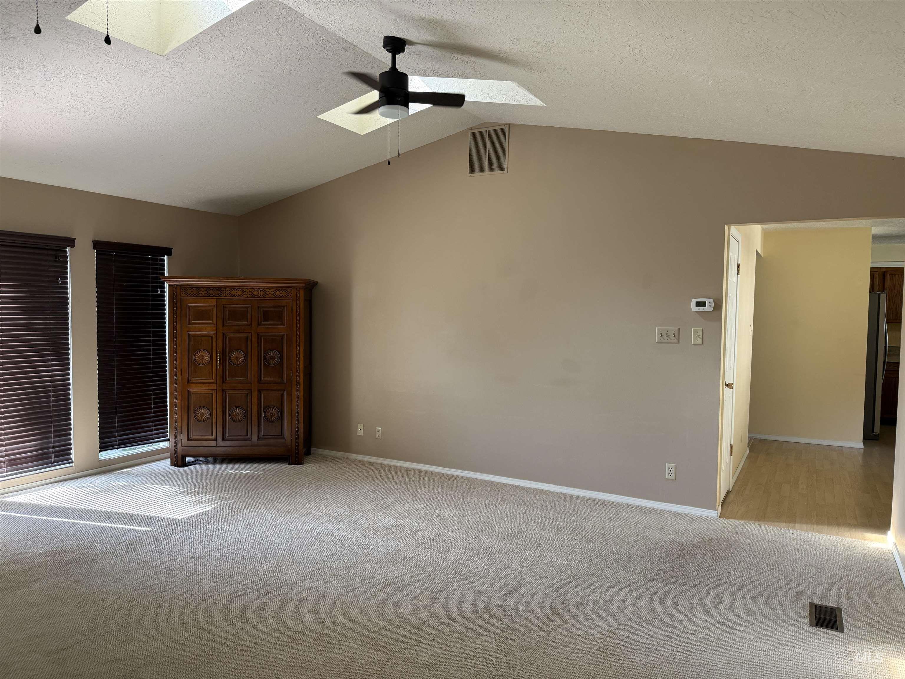 2561 Indian Trail, Twin Falls, Idaho 83301, 3 Bedrooms, 2 Bathrooms, Residential For Sale, Price $374,500,MLS 98993838