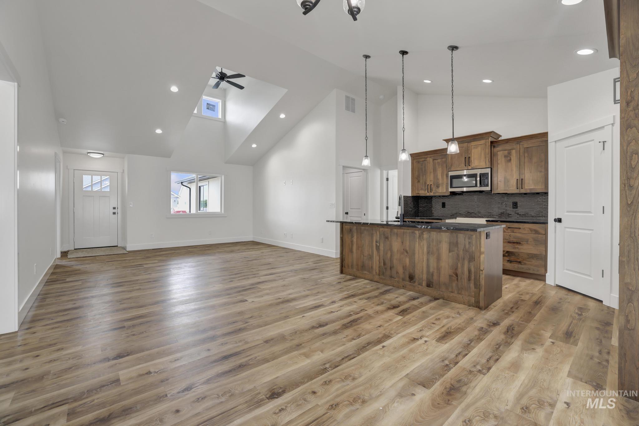 560 Aries Ct., Twin Falls, Idaho 83301, 3 Bedrooms, 2 Bathrooms, Residential For Sale, Price $399,999, 98993847