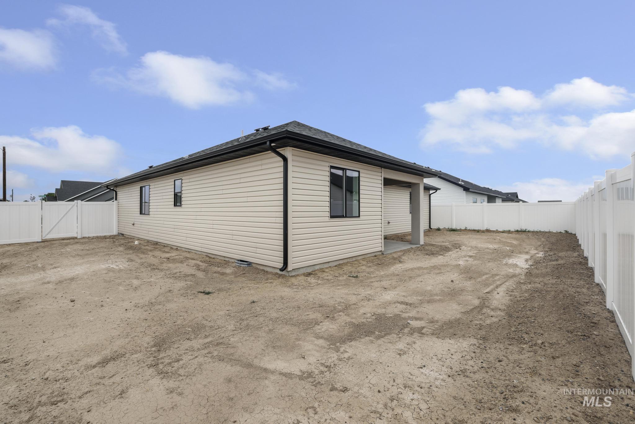 560 Aries Ct., Twin Falls, Idaho 83301, 3 Bedrooms, 2 Bathrooms, Residential For Sale, Price $399,999, 98993847