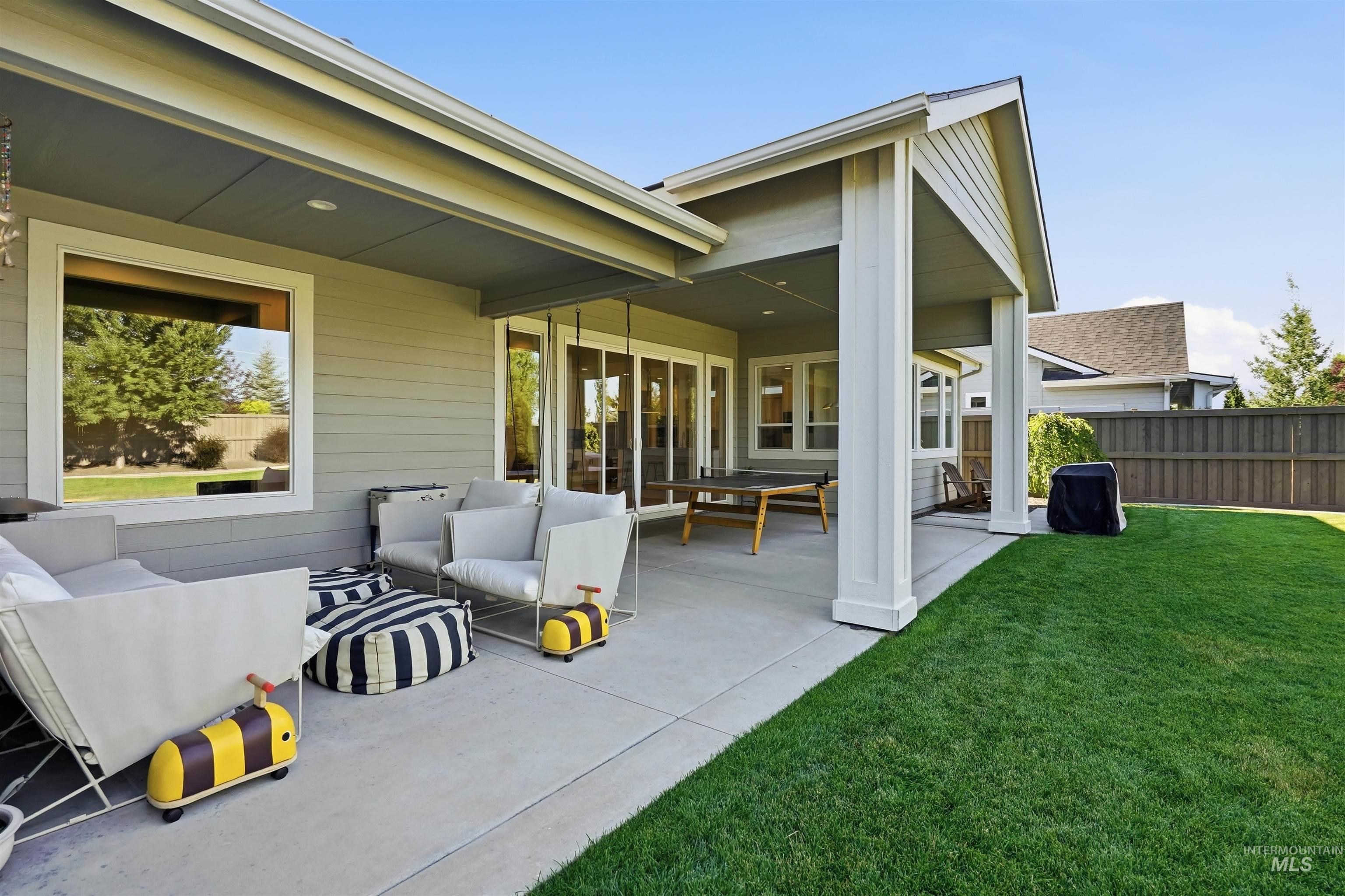 1744 N Annadale Way, Eagle, Idaho 83616, 4 Bedrooms, 2.5 Bathrooms, Residential For Sale, Price $899,900, 98993850
