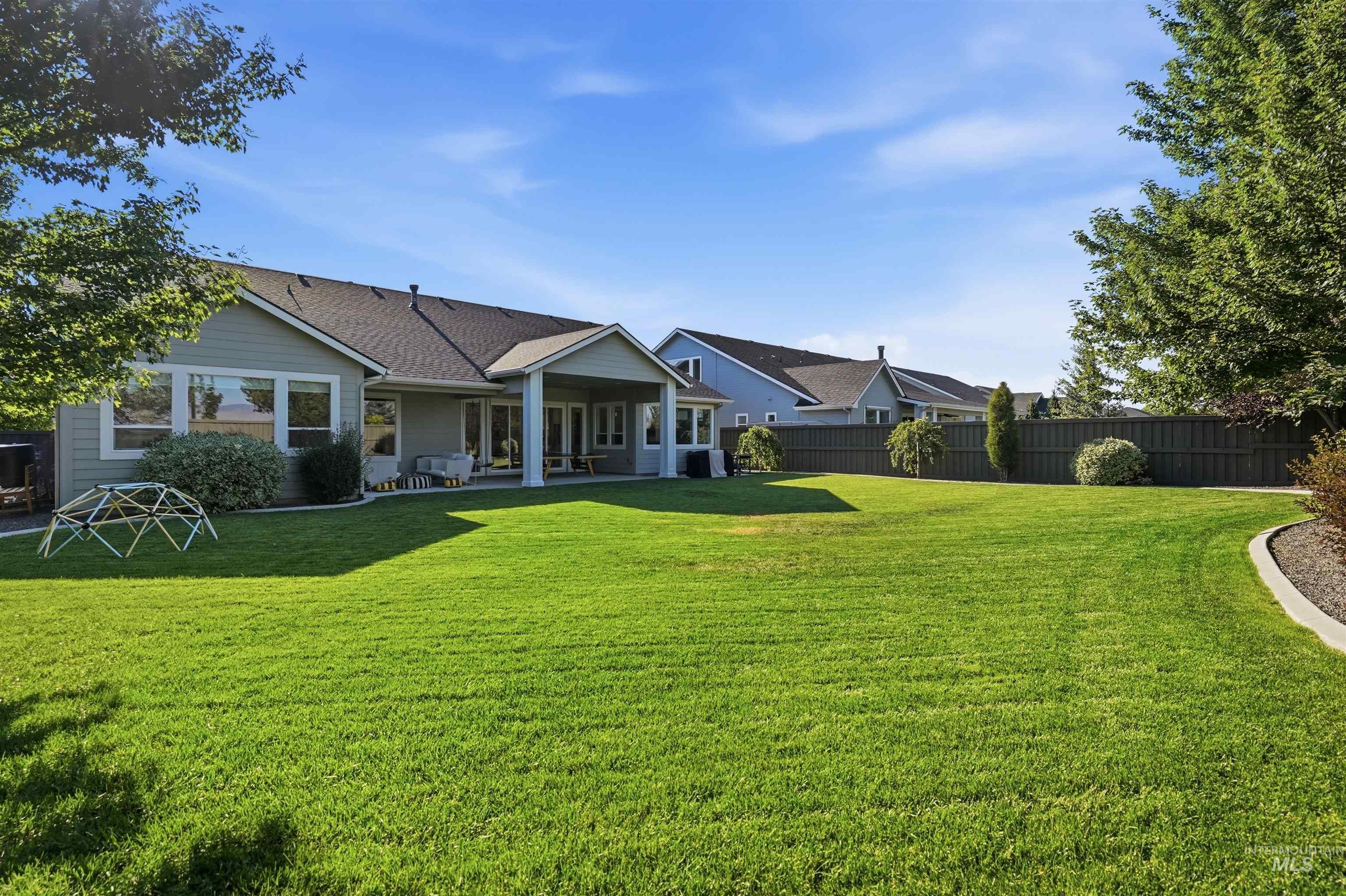 1744 N Annadale Way, Eagle, Idaho 83616, 4 Bedrooms, 2.5 Bathrooms, Residential For Sale, Price $899,900, 98993850