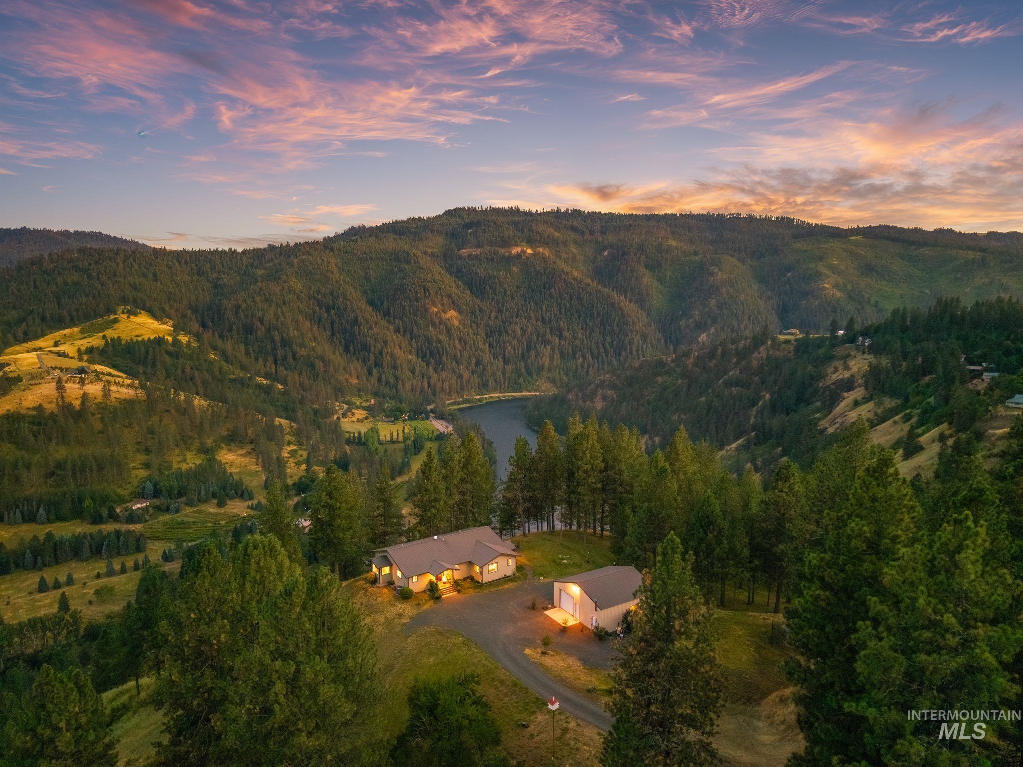 435 River Pointe, Lenore, Idaho 83541, 3 Bedrooms, 2 Bathrooms, Residential For Sale, Price $899,000,MLS 98993855