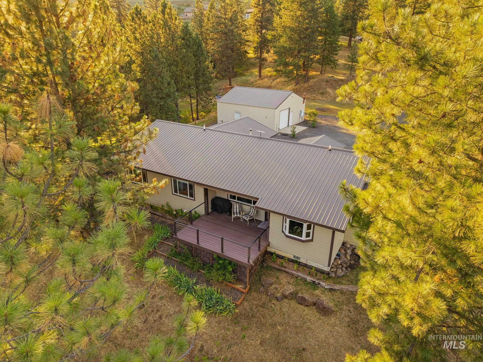 435 River Pointe, Lenore, Idaho 83541, 3 Bedrooms, 2 Bathrooms, Residential For Sale, Price $899,000,MLS 98993855