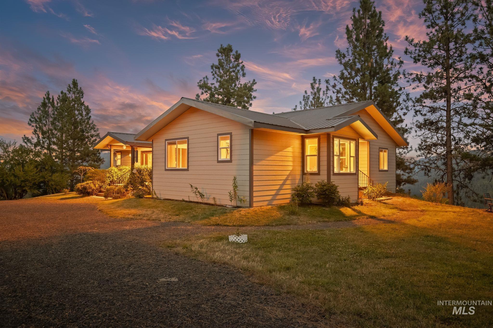 435 River Pointe, Lenore, Idaho 83541, 3 Bedrooms, 2 Bathrooms, Residential For Sale, Price $899,000,MLS 98993855