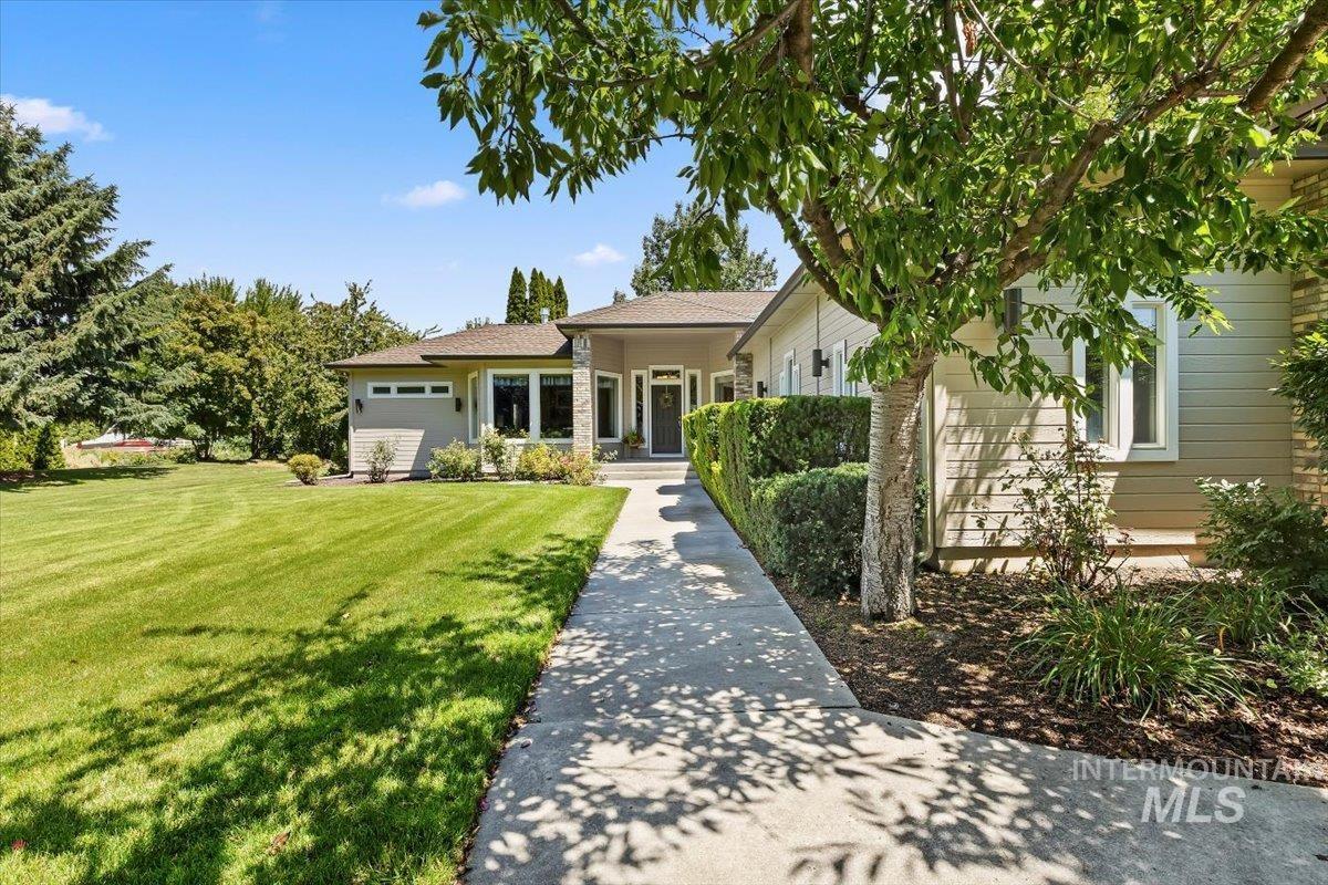 1970 E Dunwoody Ct., Meridian, Idaho 83646, 5 Bedrooms, 3 Bathrooms, Residential For Sale, Price $1,450,000,MLS 98993862