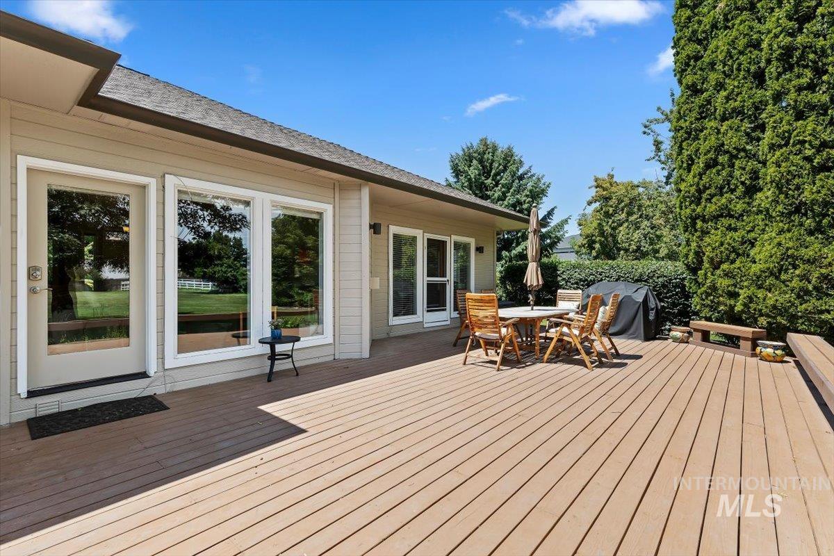 1970 E Dunwoody Ct., Meridian, Idaho 83646, 5 Bedrooms, 3 Bathrooms, Residential For Sale, Price $1,450,000,MLS 98993862