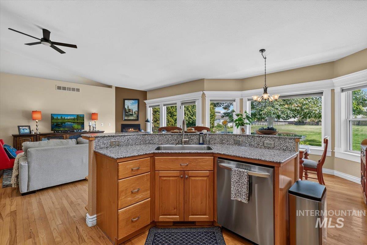 1970 E Dunwoody Ct., Meridian, Idaho 83646, 5 Bedrooms, 3 Bathrooms, Residential For Sale, Price $1,450,000,MLS 98993862