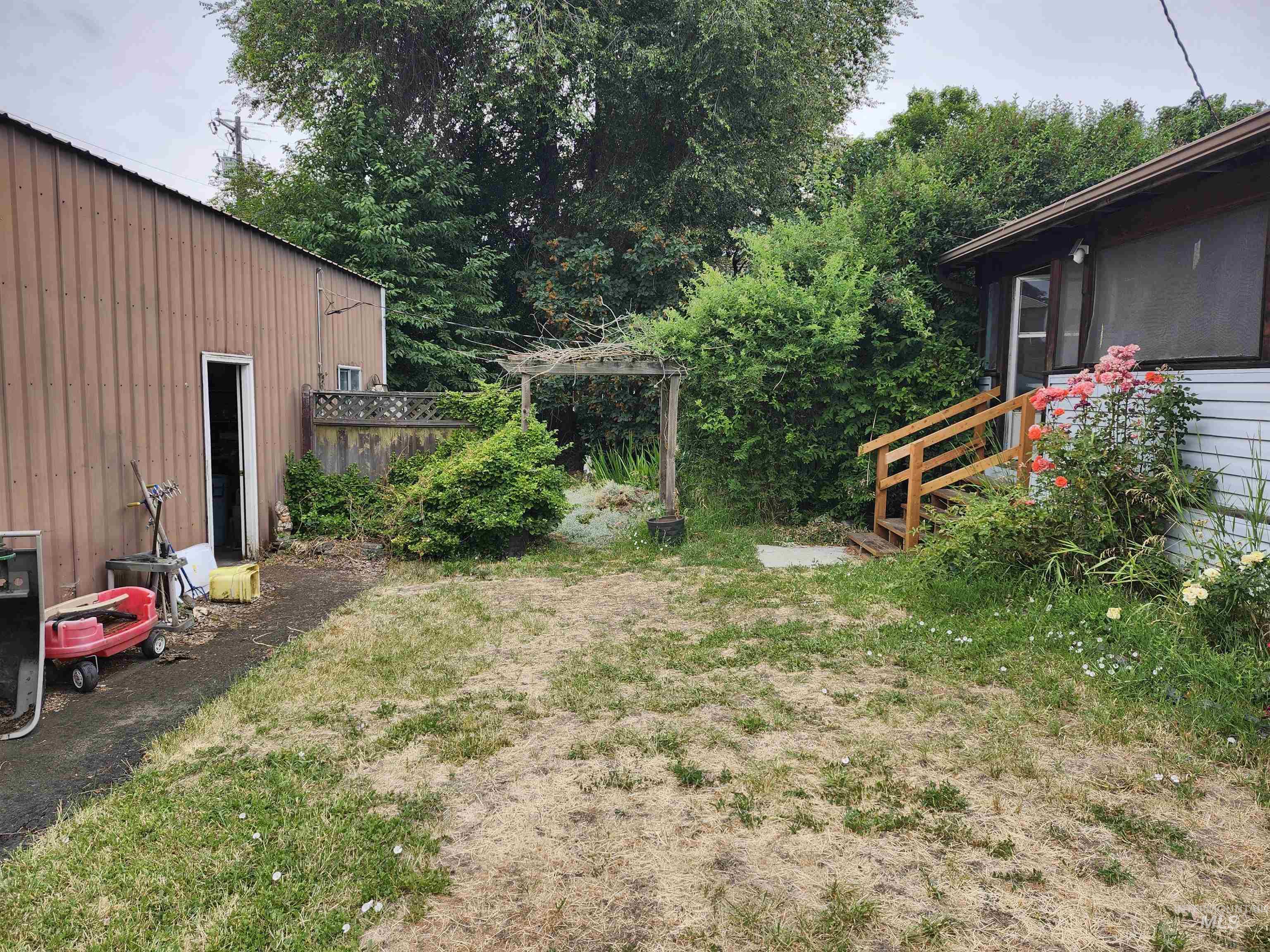 603 W A Street, Moscow, Idaho 83843, 3 Bedrooms, 1 Bathroom, Residential For Sale, Price $389,000,MLS 98993907