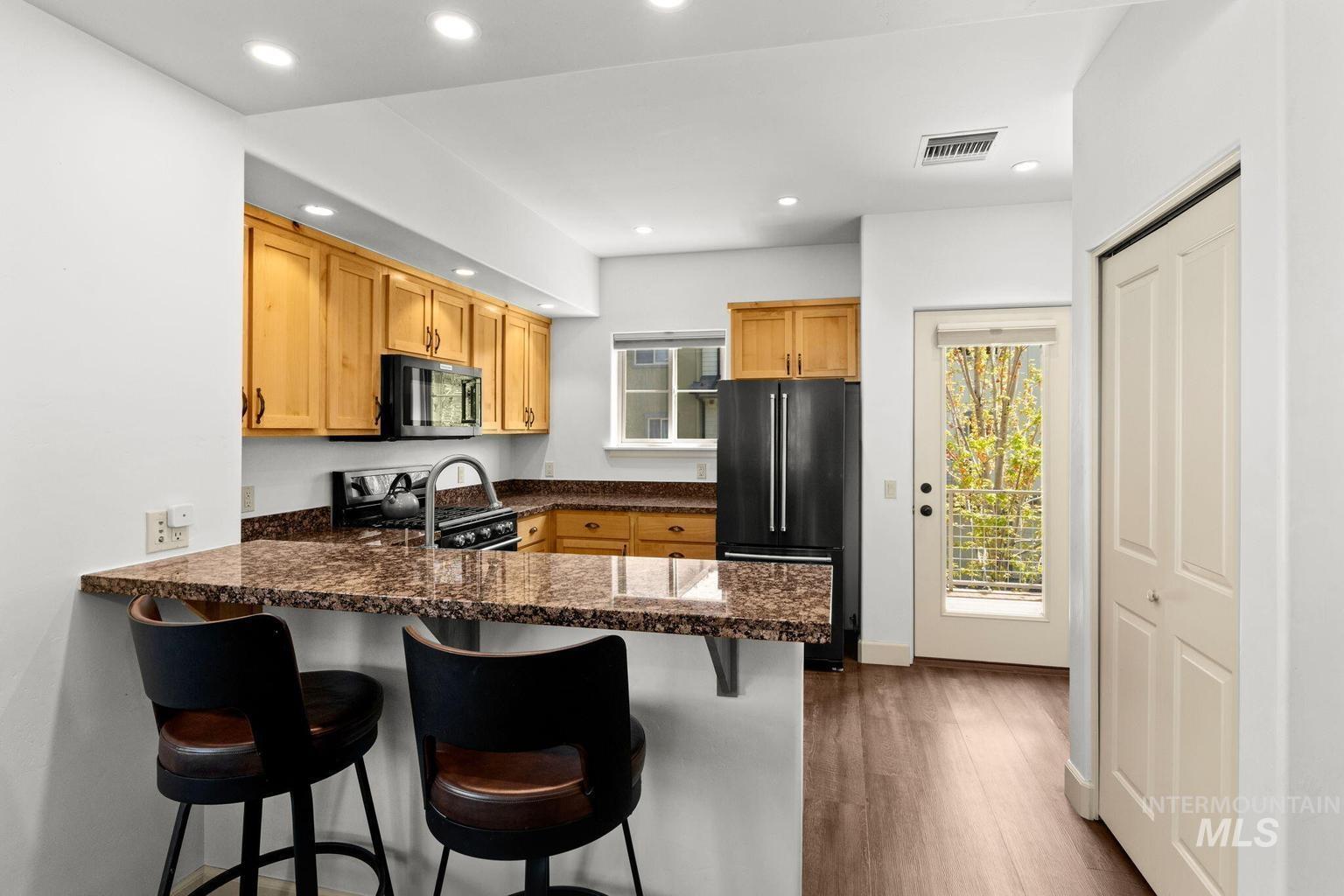 841 Heartland Way, Hailey, Idaho 83333, 2 Bedrooms, 2 Bathrooms, Residential For Sale, Price $495,000,MLS 98993909