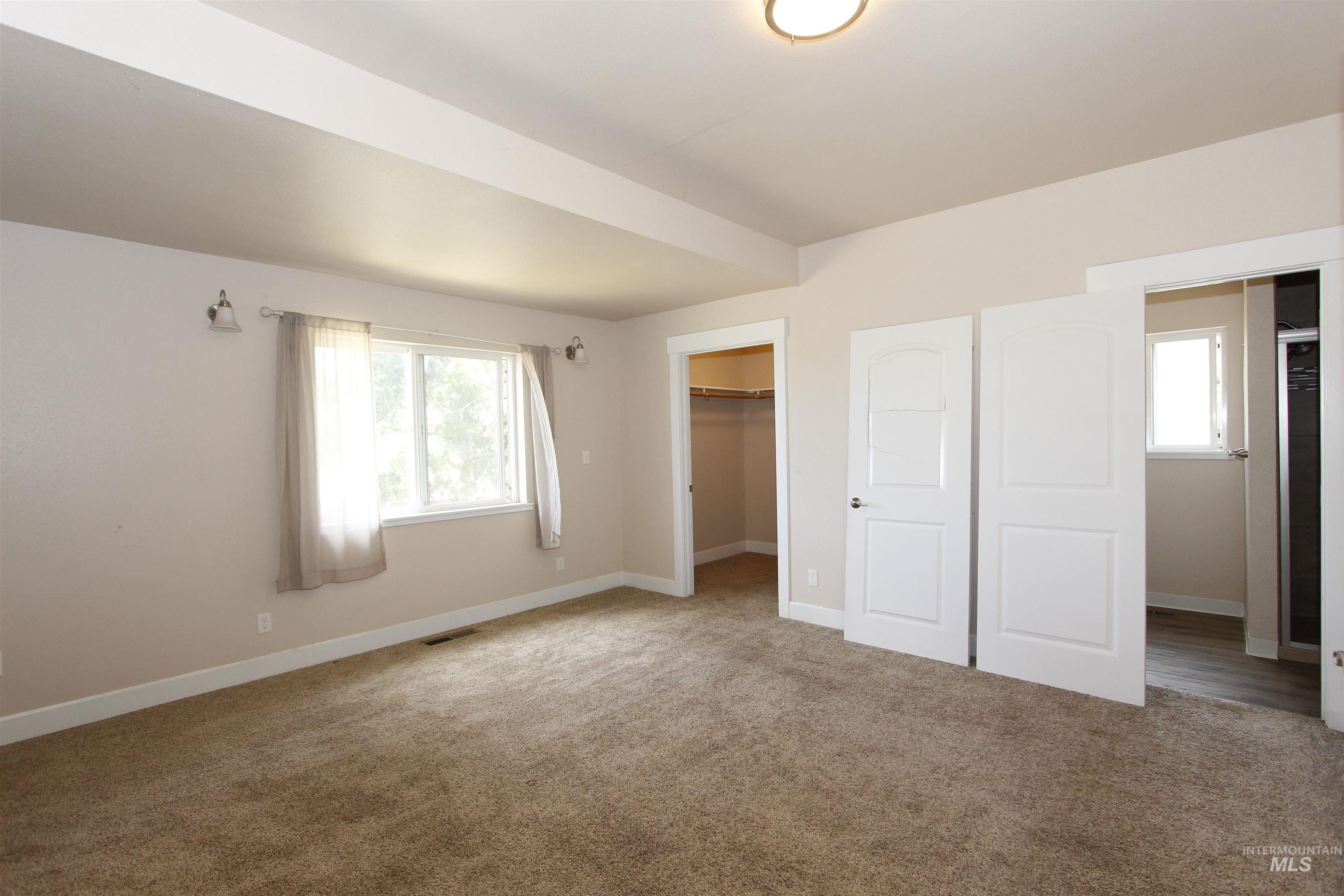 904 3rd St, Asotin, Washington 99403, 3 Bedrooms, 3 Bathrooms, Residential For Sale, Price $425,000,MLS 98993931