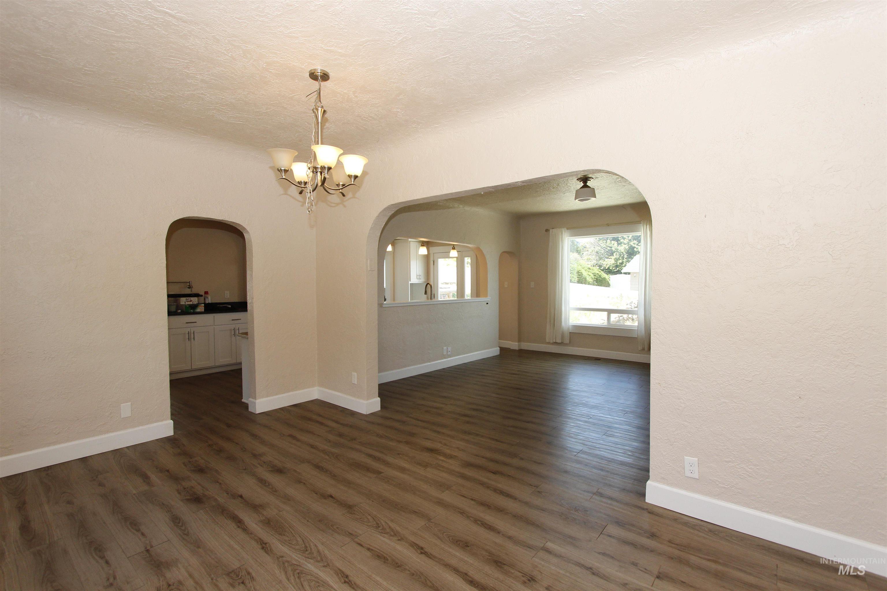904 3rd St, Asotin, Washington 99403, 3 Bedrooms, 3 Bathrooms, Residential For Sale, Price $425,000,MLS 98993931