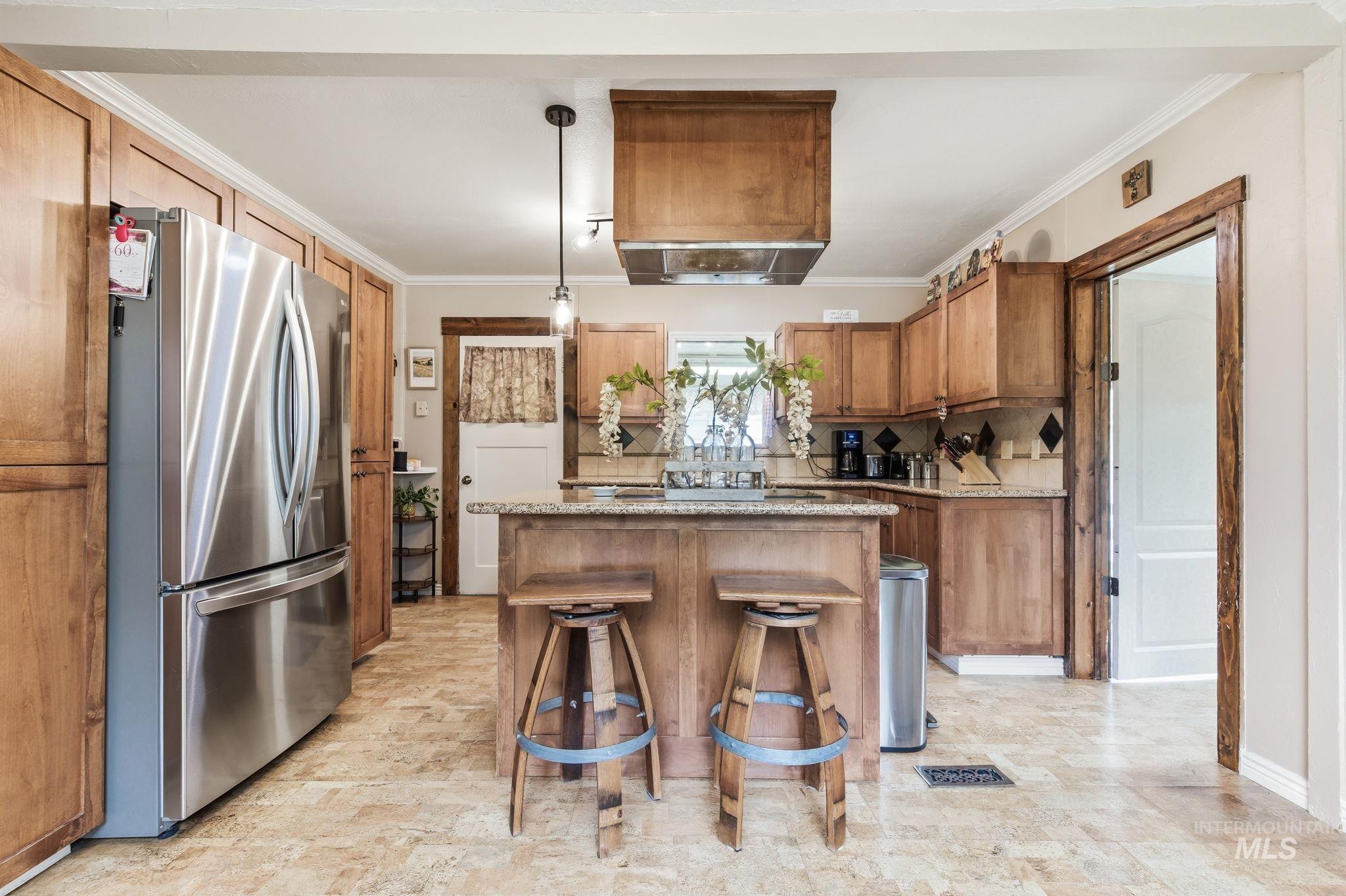 1621 S Artesian Rd, Eagle, Idaho 83616, 3 Bedrooms, 2 Bathrooms, Residential For Sale, Price $774,990,MLS 98993946