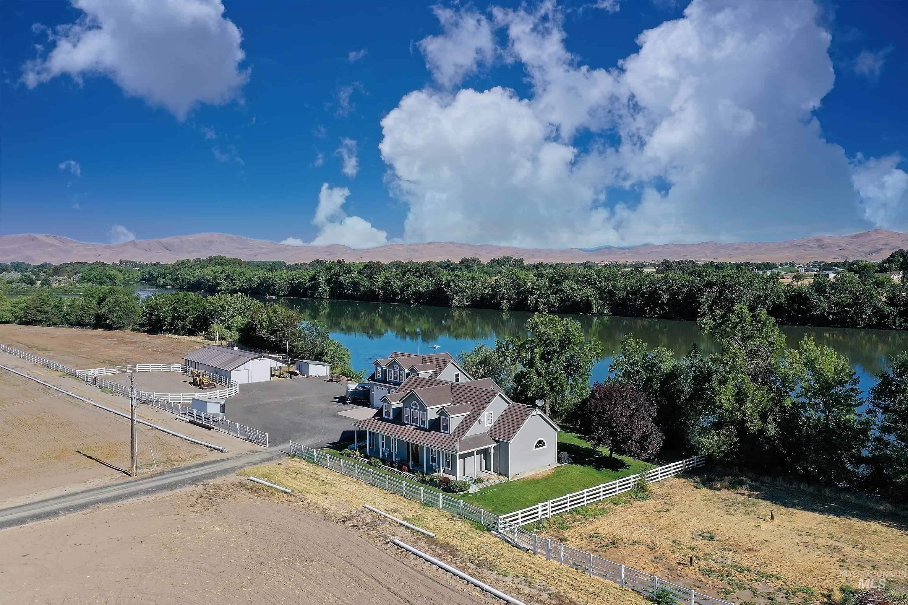490 Ripple Rd, Ontario, Oregon 97914, 4 Bedrooms, 3.5 Bathrooms, Residential For Sale, Price $1,899,000,MLS 98994011