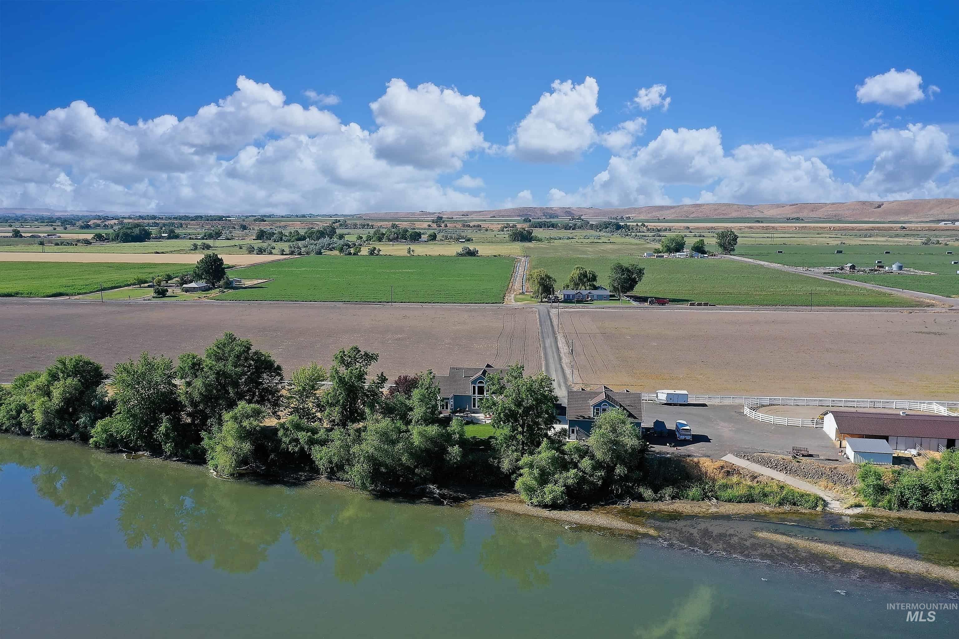490 Ripple Rd, Ontario, Oregon 97914, 4 Bedrooms, 3.5 Bathrooms, Residential For Sale, Price $1,899,000,MLS 98994011