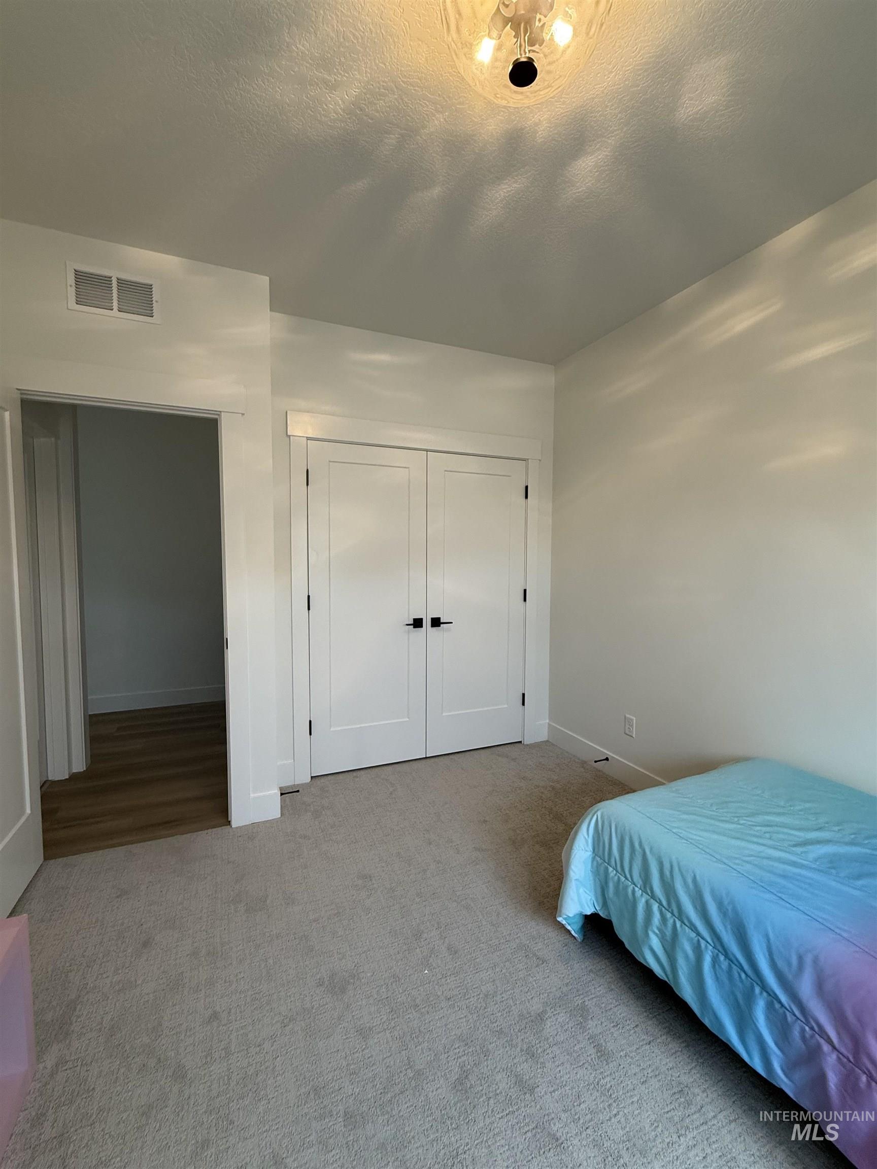 440 S Radiator Way, Boise, Idaho 83716, 3 Bedrooms, 2 Bathrooms, Residential For Sale, Price $565,000,MLS 98994013