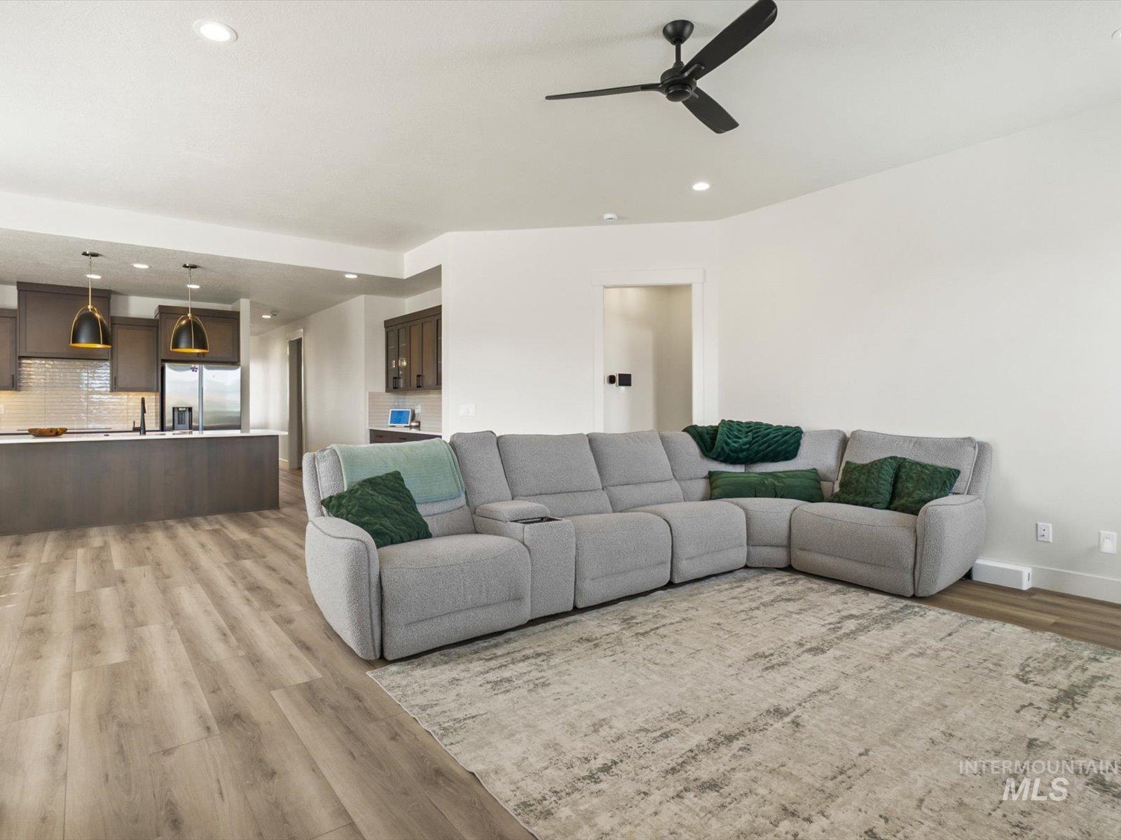 440 S Radiator Way, Boise, Idaho 83716, 3 Bedrooms, 2 Bathrooms, Residential For Sale, Price $555,000,MLS 98994013