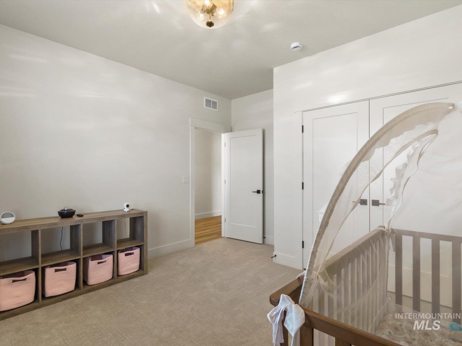 440 S Radiator Way, Boise, Idaho 83716, 3 Bedrooms, 2 Bathrooms, Residential For Sale, Price $555,000,MLS 98994013