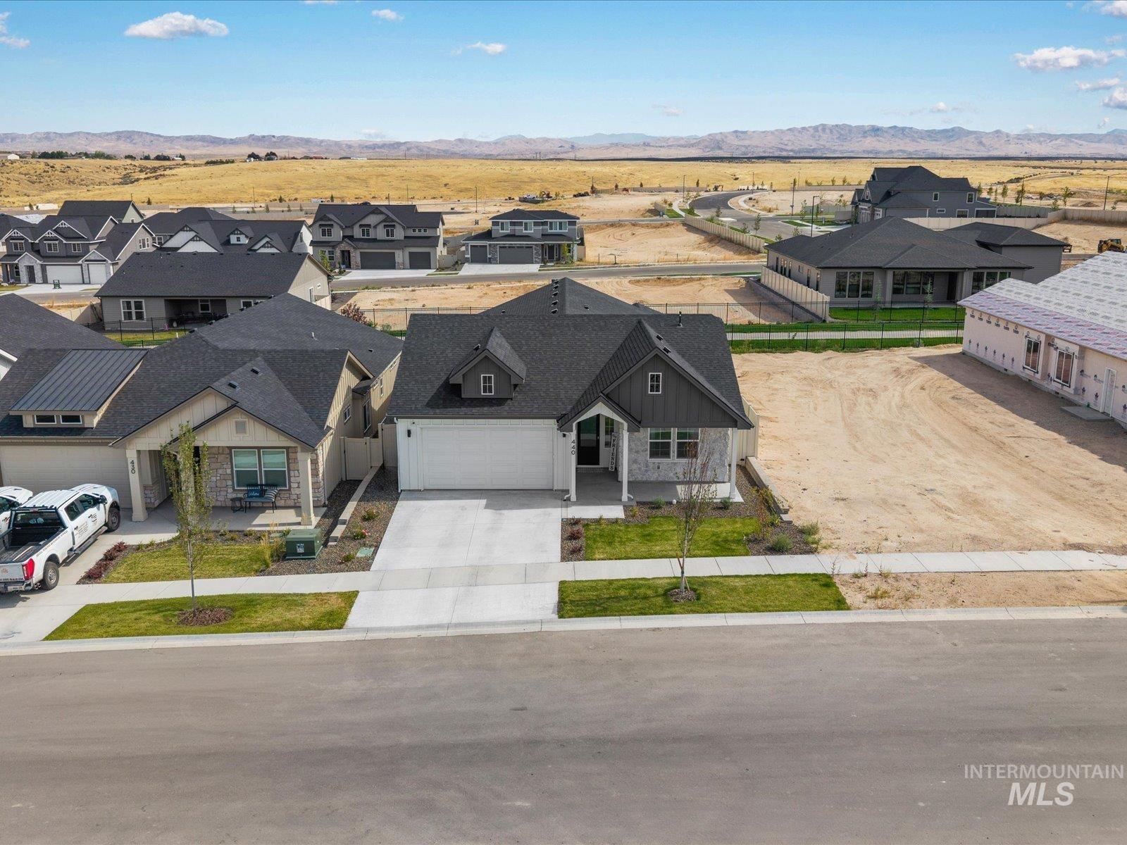 440 S Radiator Way, Boise, Idaho 83716, 3 Bedrooms, 2 Bathrooms, Residential For Sale, Price $555,000,MLS 98994013