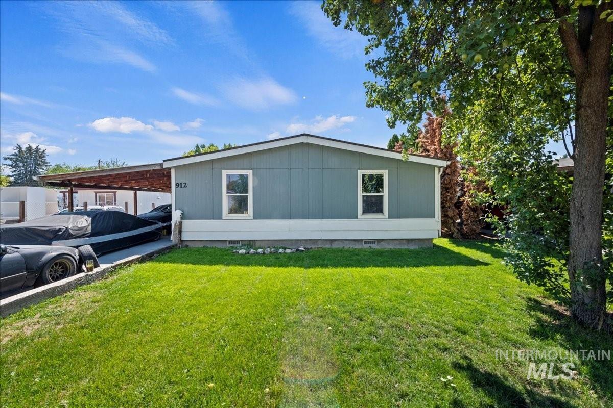 912 4th Ave N, Nampa, Idaho 83687, 9 Bedrooms, 6 Bathrooms, Residential For Sale, Price $850,000,MLS 98994017