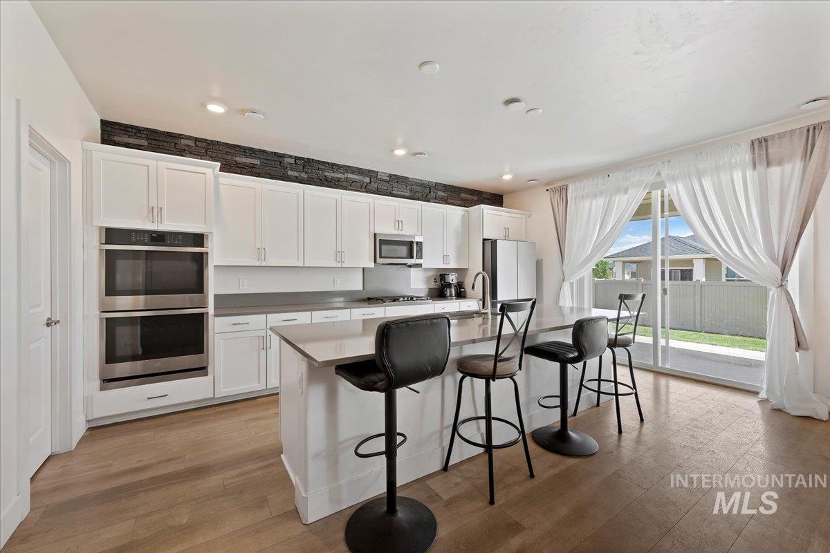 11055 Roaring Fork St, Caldwell, Idaho 83605, 4 Bedrooms, 2.5 Bathrooms, Residential For Sale, Price $484,900,MLS 98994022