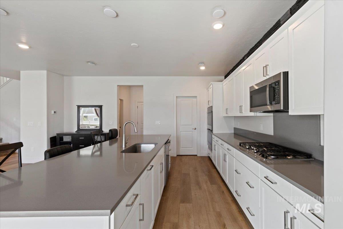 11055 Roaring Fork St, Caldwell, Idaho 83605, 4 Bedrooms, 2.5 Bathrooms, Residential For Sale, Price $484,900,MLS 98994022