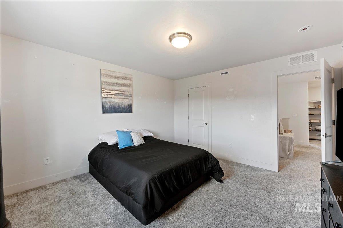 11055 Roaring Fork St, Caldwell, Idaho 83605, 4 Bedrooms, 2.5 Bathrooms, Residential For Sale, Price $484,900,MLS 98994022