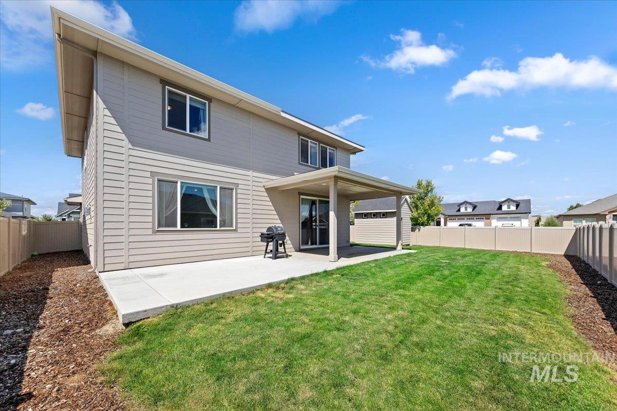 11055 Roaring Fork St, Caldwell, Idaho 83605, 4 Bedrooms, 2.5 Bathrooms, Residential For Sale, Price $484,900,MLS 98994022