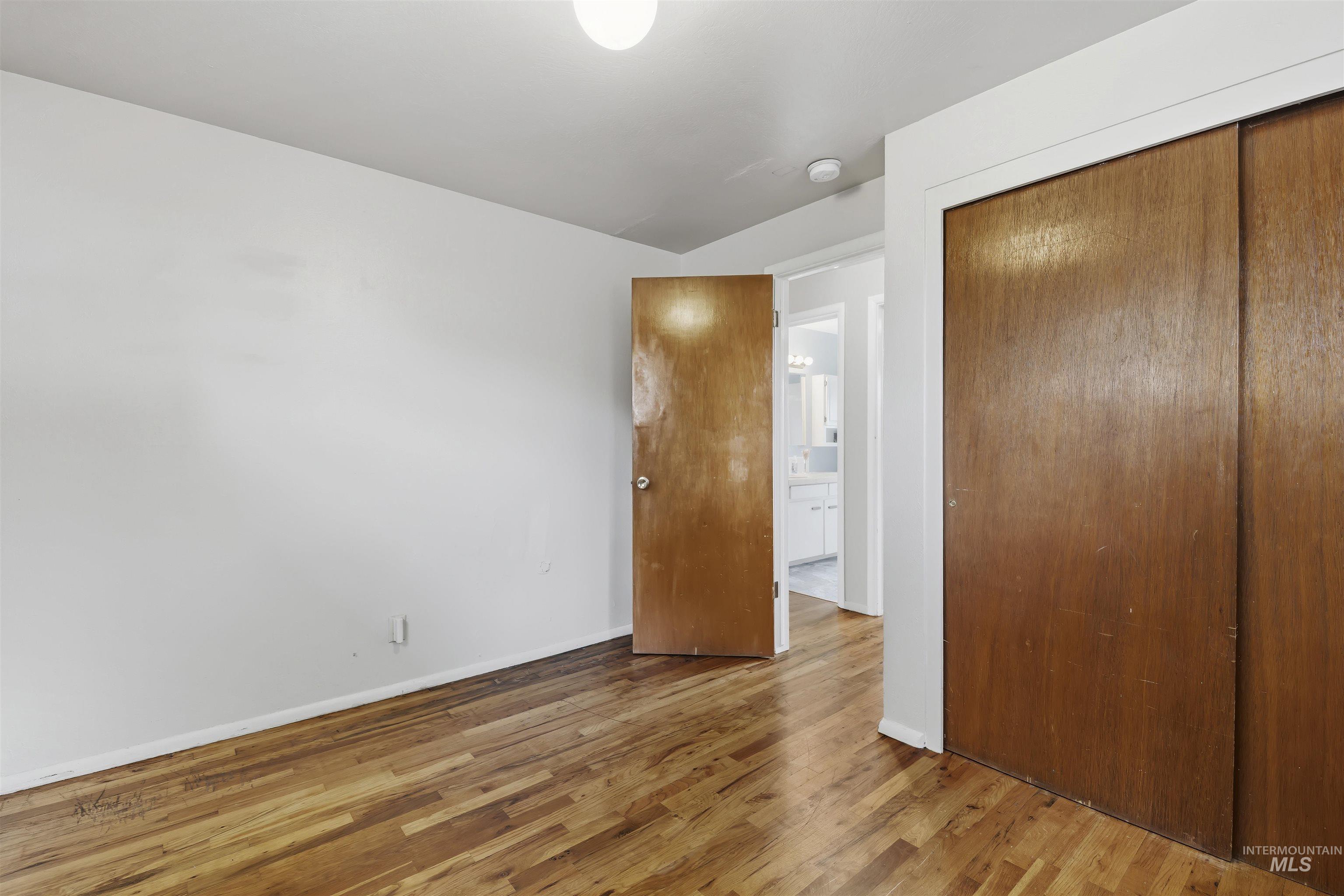 2816 N Innis, Boise, Idaho 83703, 3 Bedrooms, 2 Bathrooms, Residential For Sale, Price $499,000,MLS 98994046