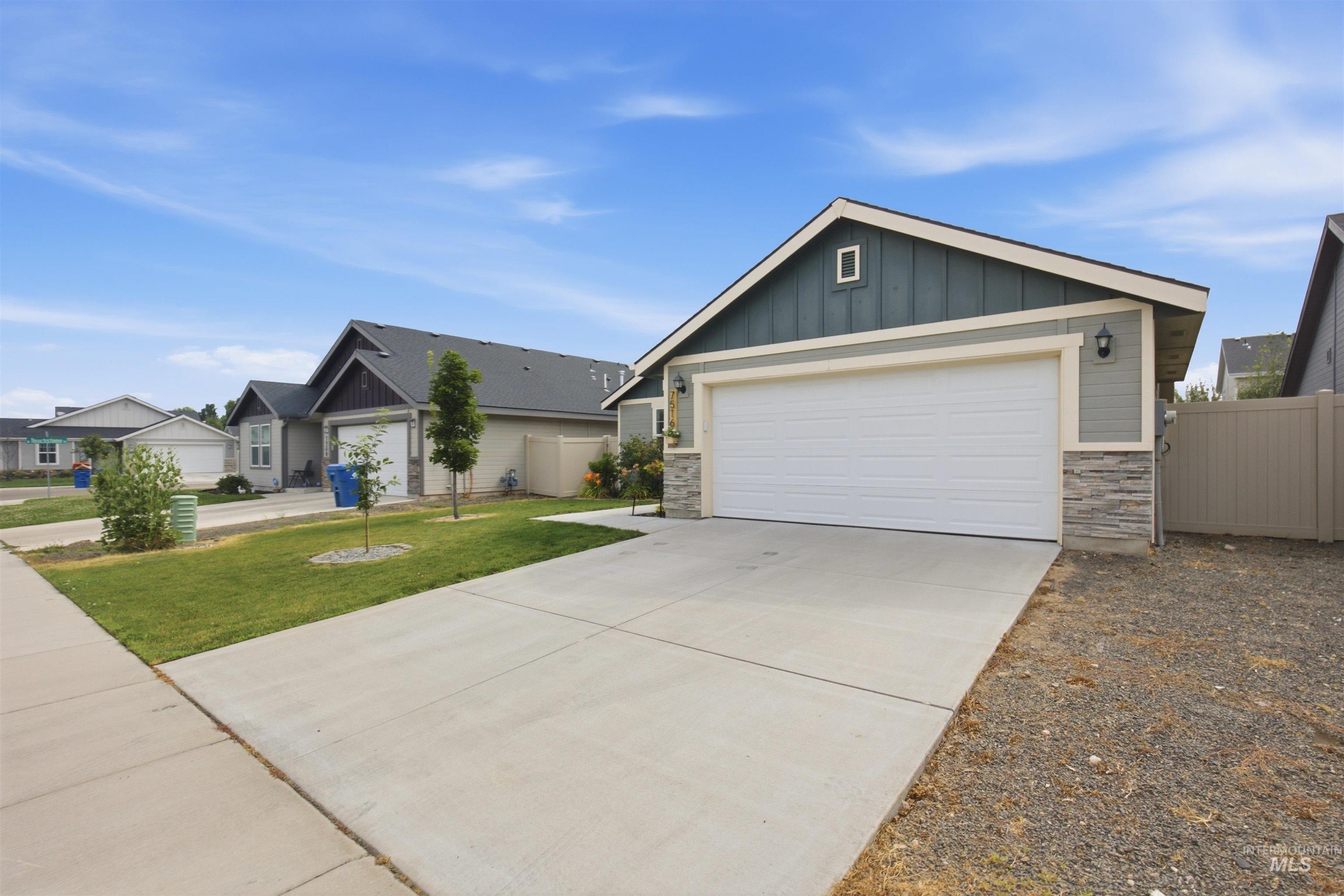 7516 S Foremast Ave, Boise, Idaho 83709, 3 Bedrooms, 2 Bathrooms, Residential For Sale, Price $437,500,MLS 98994049