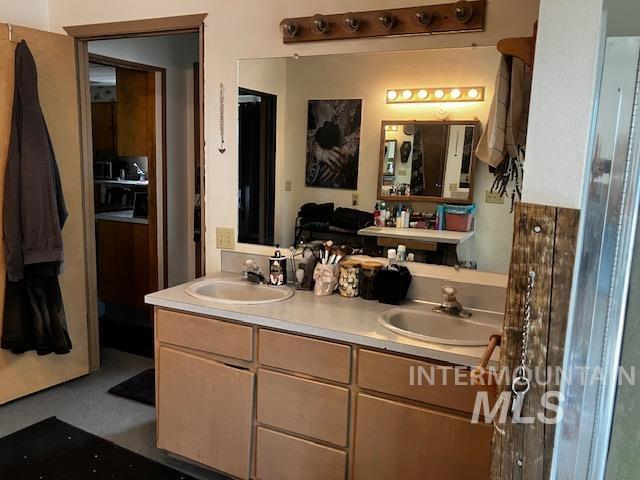 13047 Peola Road, Clarkston, Washington 99403, 4 Bedrooms, 2 Bathrooms, Residential For Sale, Price $699,000,MLS 98994067