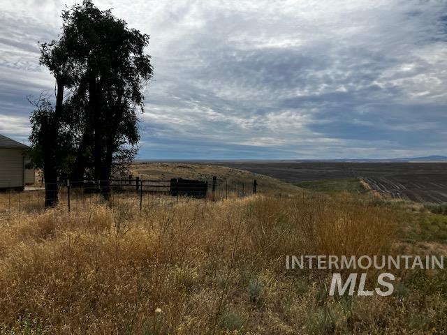 13047 Peola Road, Clarkston, Washington 99403, 4 Bedrooms, 2 Bathrooms, Residential For Sale, Price $699,000,MLS 98994067