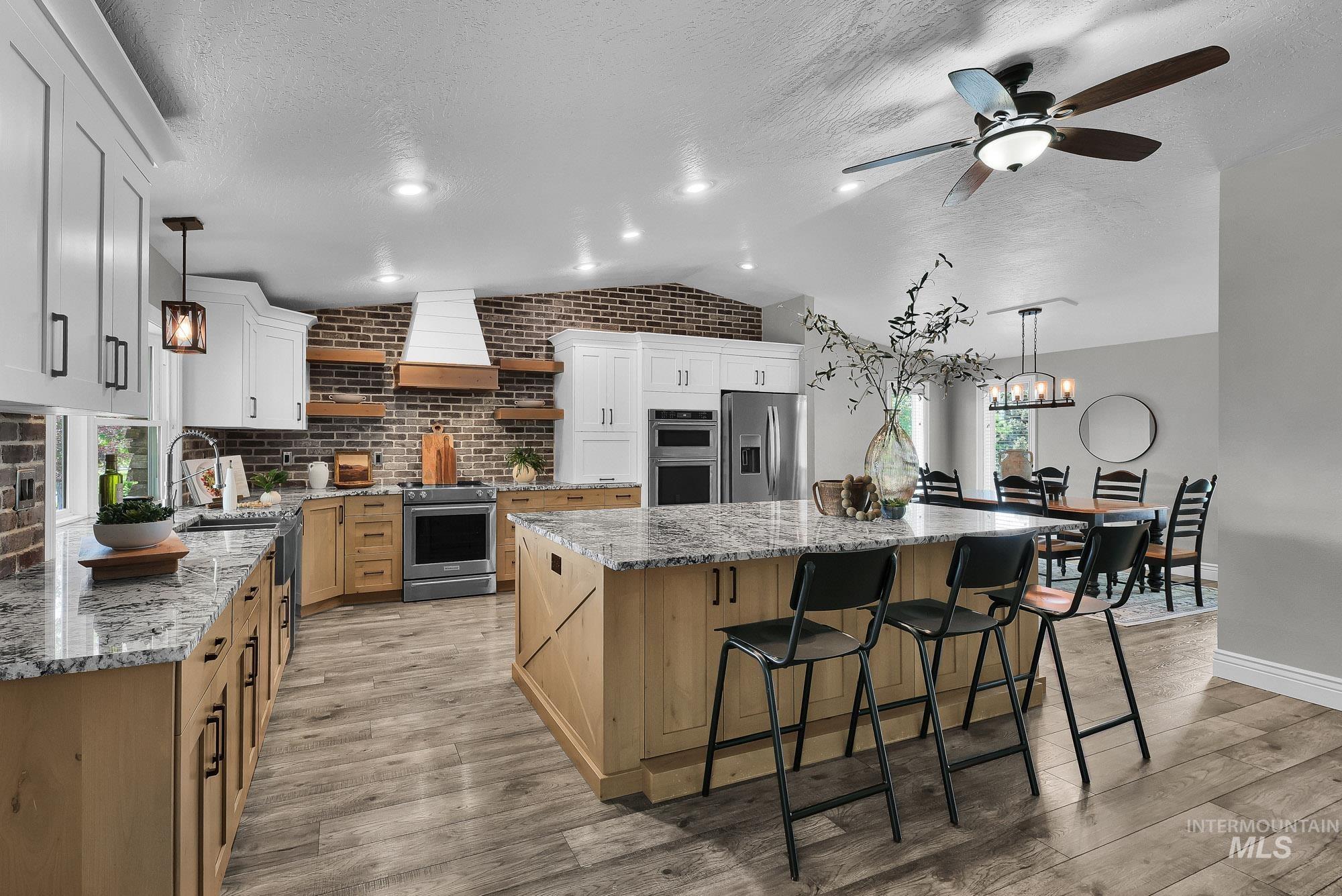 15604 Orchard Ave, Caldwell, Idaho 83607, 4 Bedrooms, 3 Bathrooms, Residential For Sale, Price $1,595,000,MLS 98994070