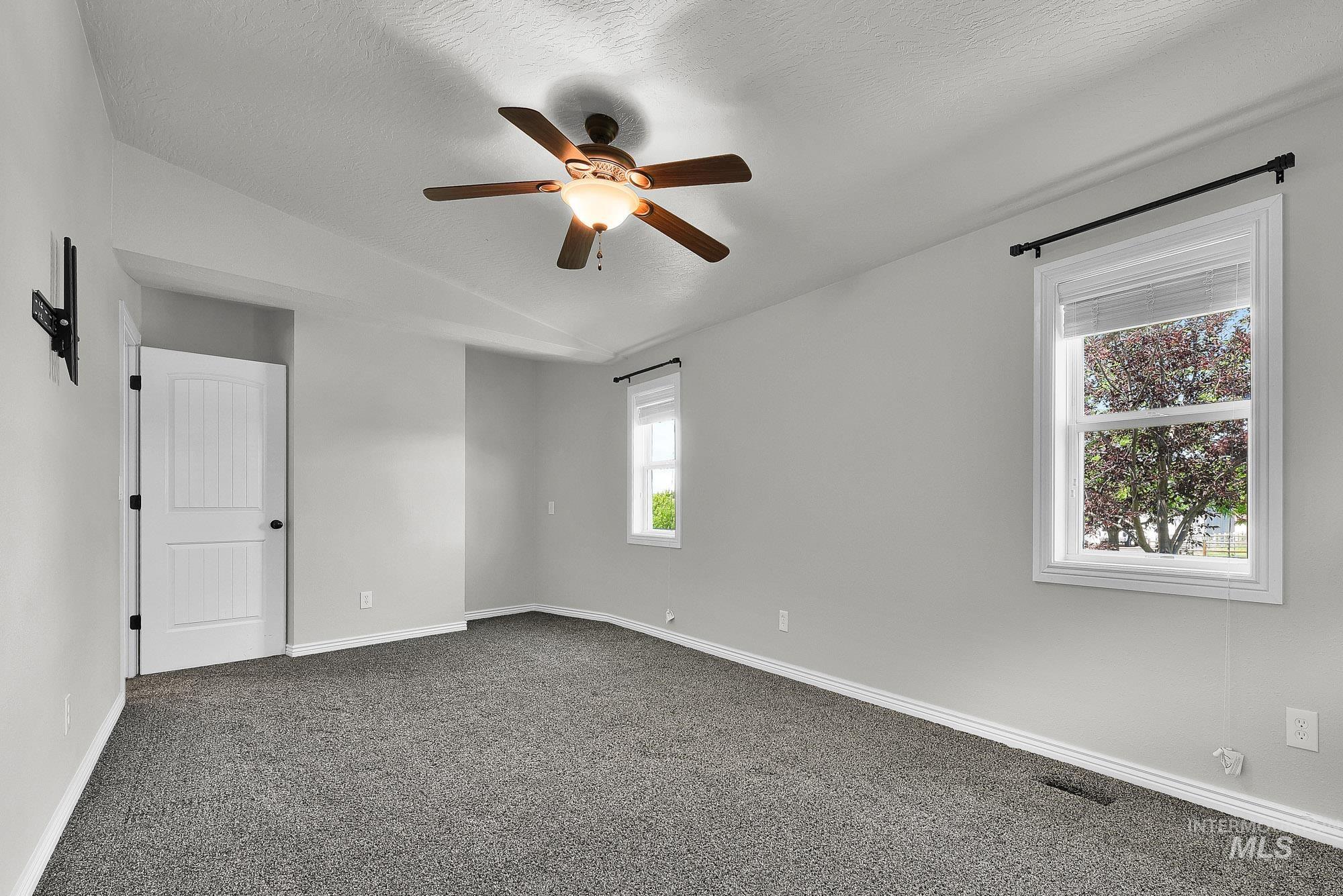 15604 Orchard Ave, Caldwell, Idaho 83607, 4 Bedrooms, 3 Bathrooms, Residential For Sale, Price $1,595,000,MLS 98994070
