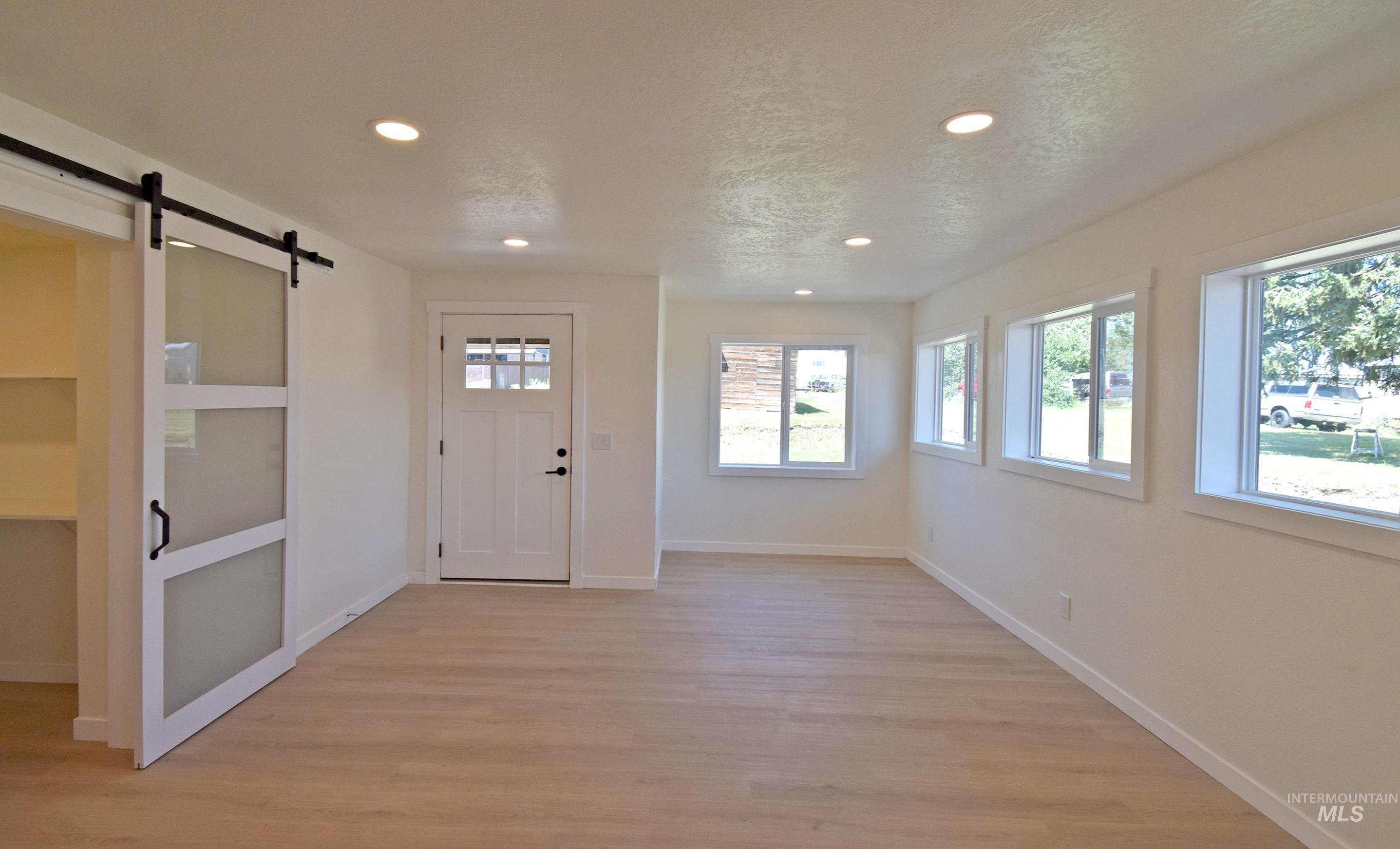 413 Ellis Avenue, Winchester, Idaho 83555, 4 Bedrooms, 2 Bathrooms, Residential For Sale, Price $389,000,MLS 98994077