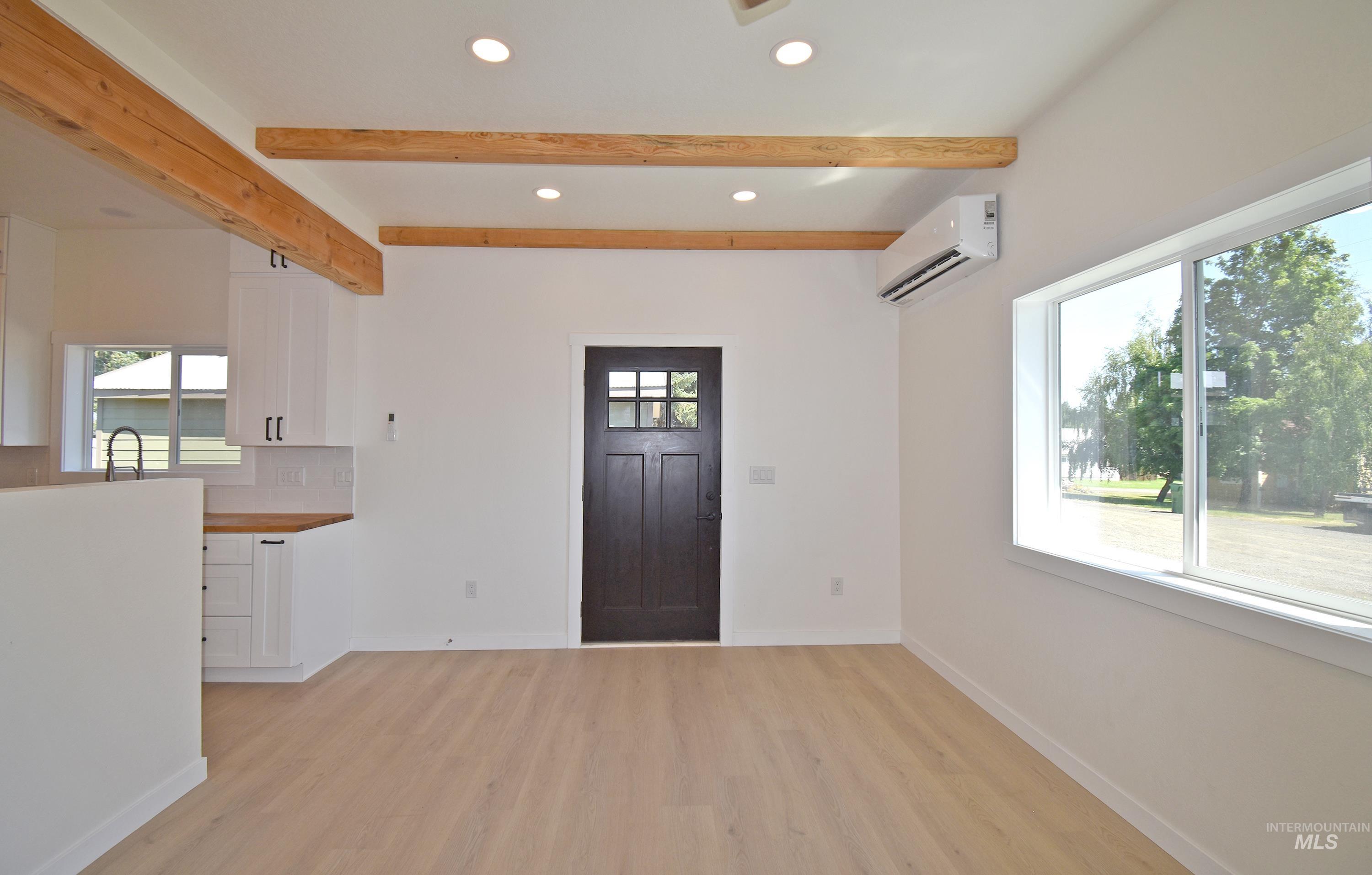 413 Ellis Avenue, Winchester, Idaho 83555, 4 Bedrooms, 2 Bathrooms, Residential For Sale, Price $389,000,MLS 98994077