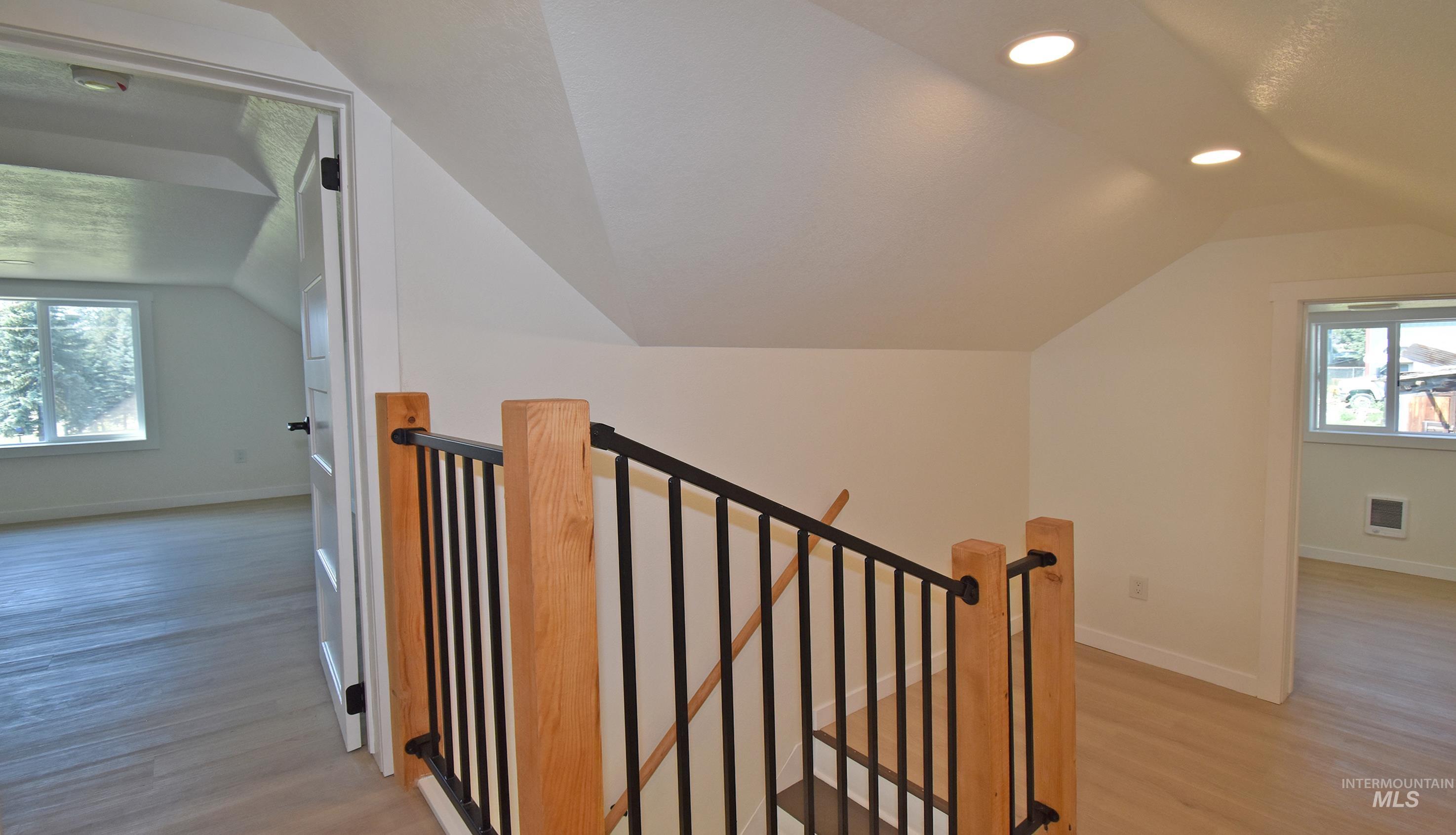 413 Ellis Avenue, Winchester, Idaho 83555, 4 Bedrooms, 2 Bathrooms, Residential For Sale, Price $389,000,MLS 98994077