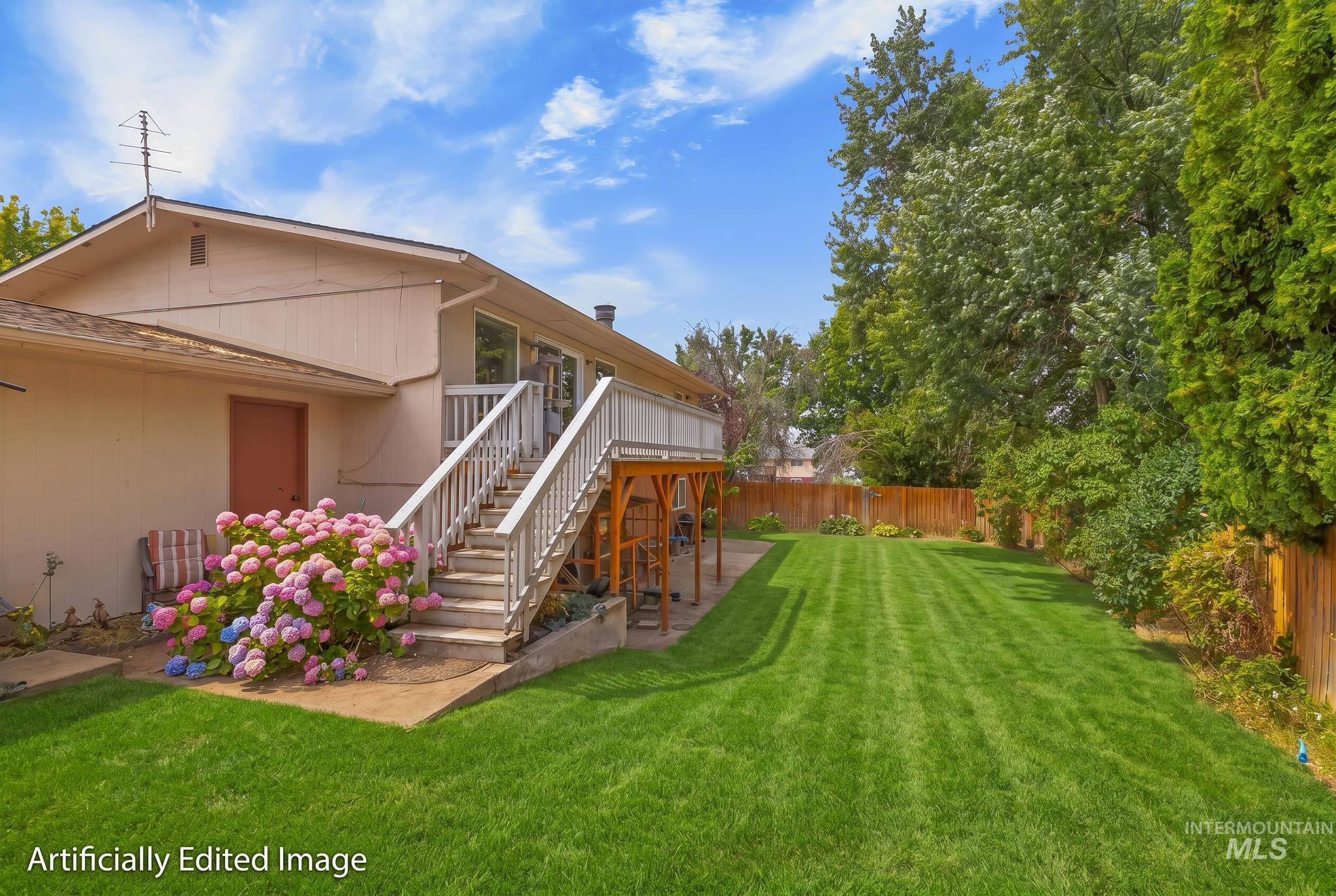 2390 Rolling Hills Dr, Clarkston, Washington 99403, 5 Bedrooms, 2 Bathrooms, Residential For Sale, Price $415,000,MLS 98994088
