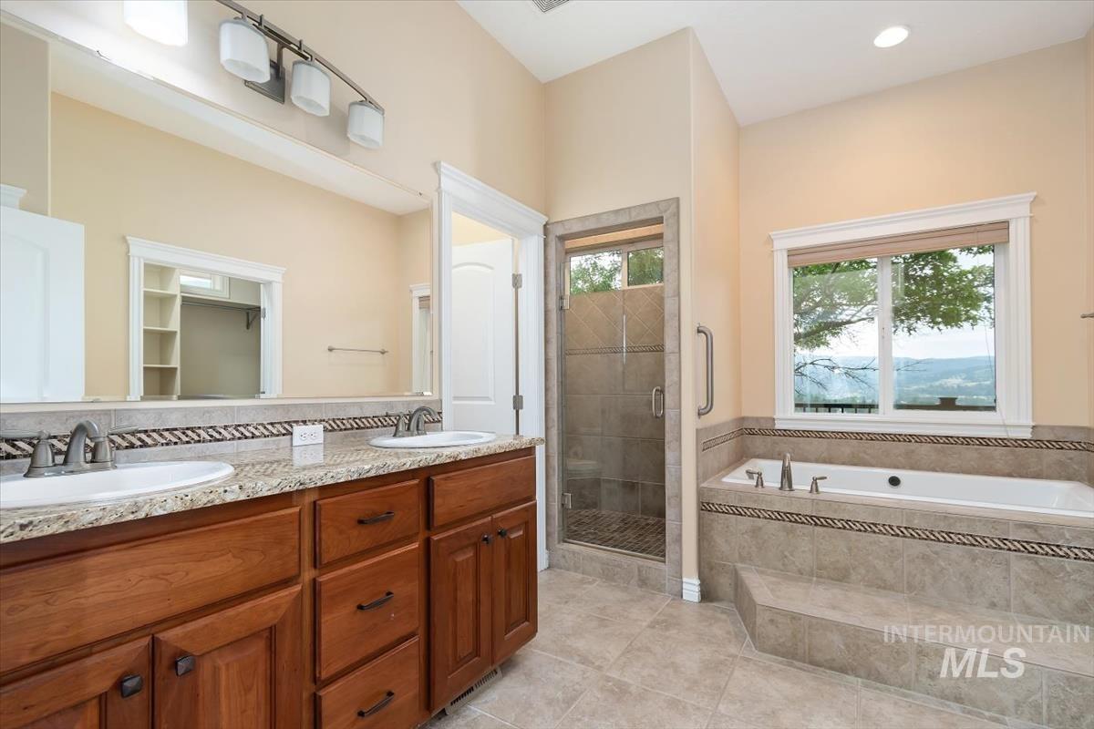 29 Valley Vista, Garden Valley, Idaho 83622, 3 Bedrooms, 3 Bathrooms, Residential For Sale, Price $1,500,000,MLS 98994090